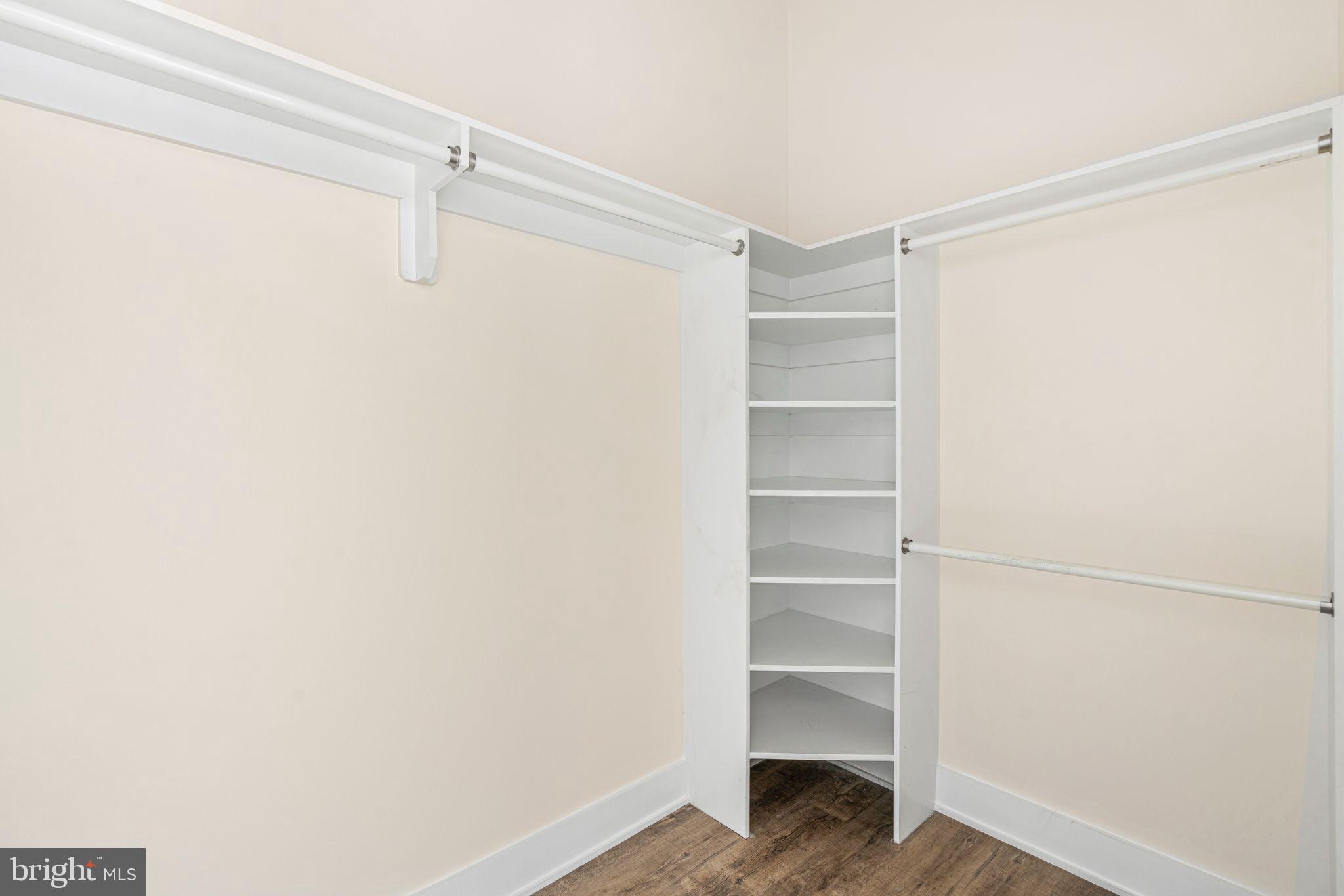 1115 N AMERICAN ST #D4