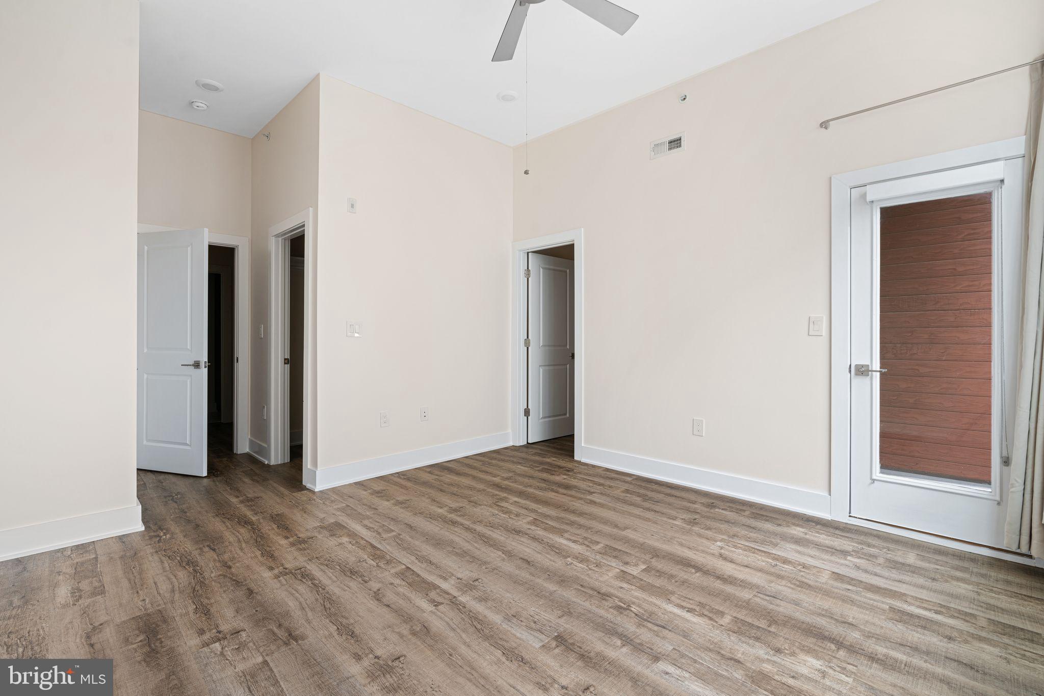 1115 N AMERICAN ST #D4