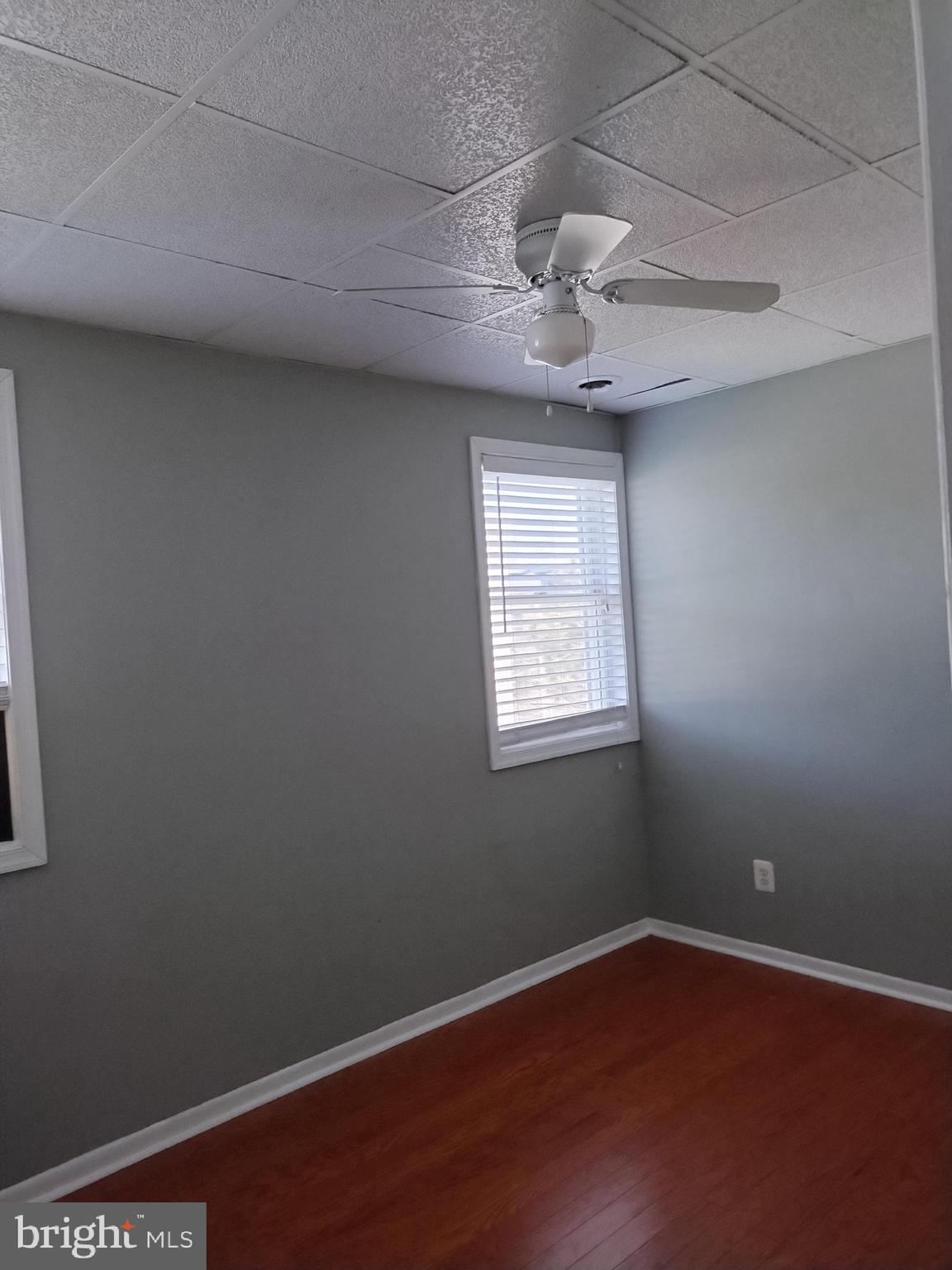 1112 CARPENTER ST #3RD FLOOR