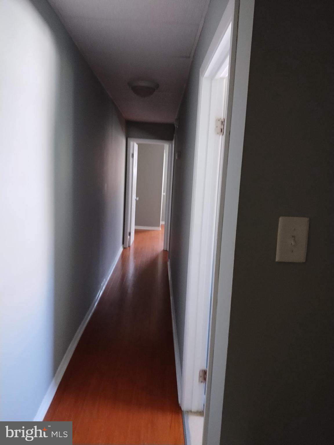 1112 CARPENTER ST #3RD FLOOR