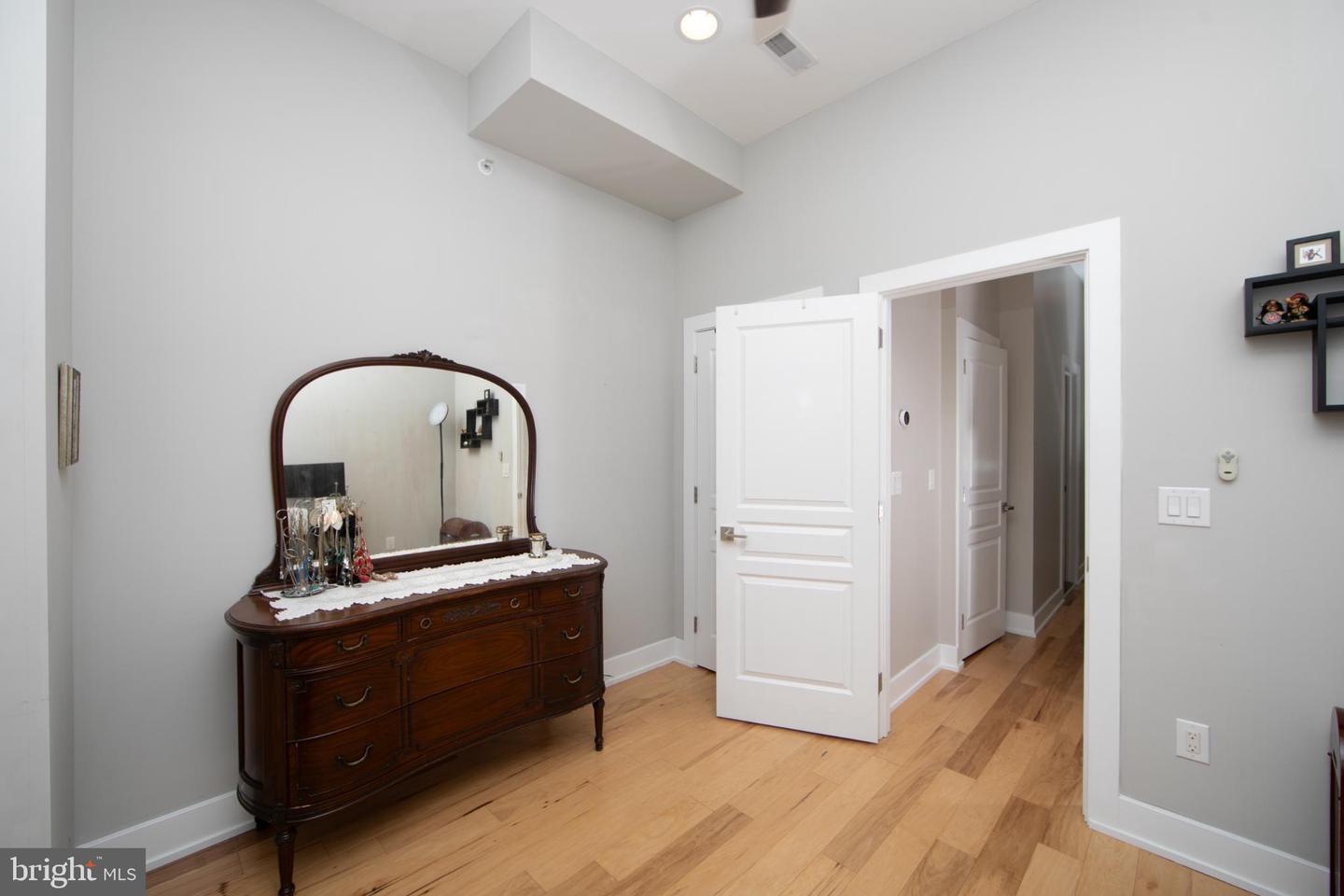 419 Emily St