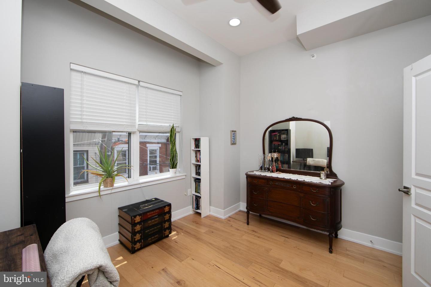 419 Emily St