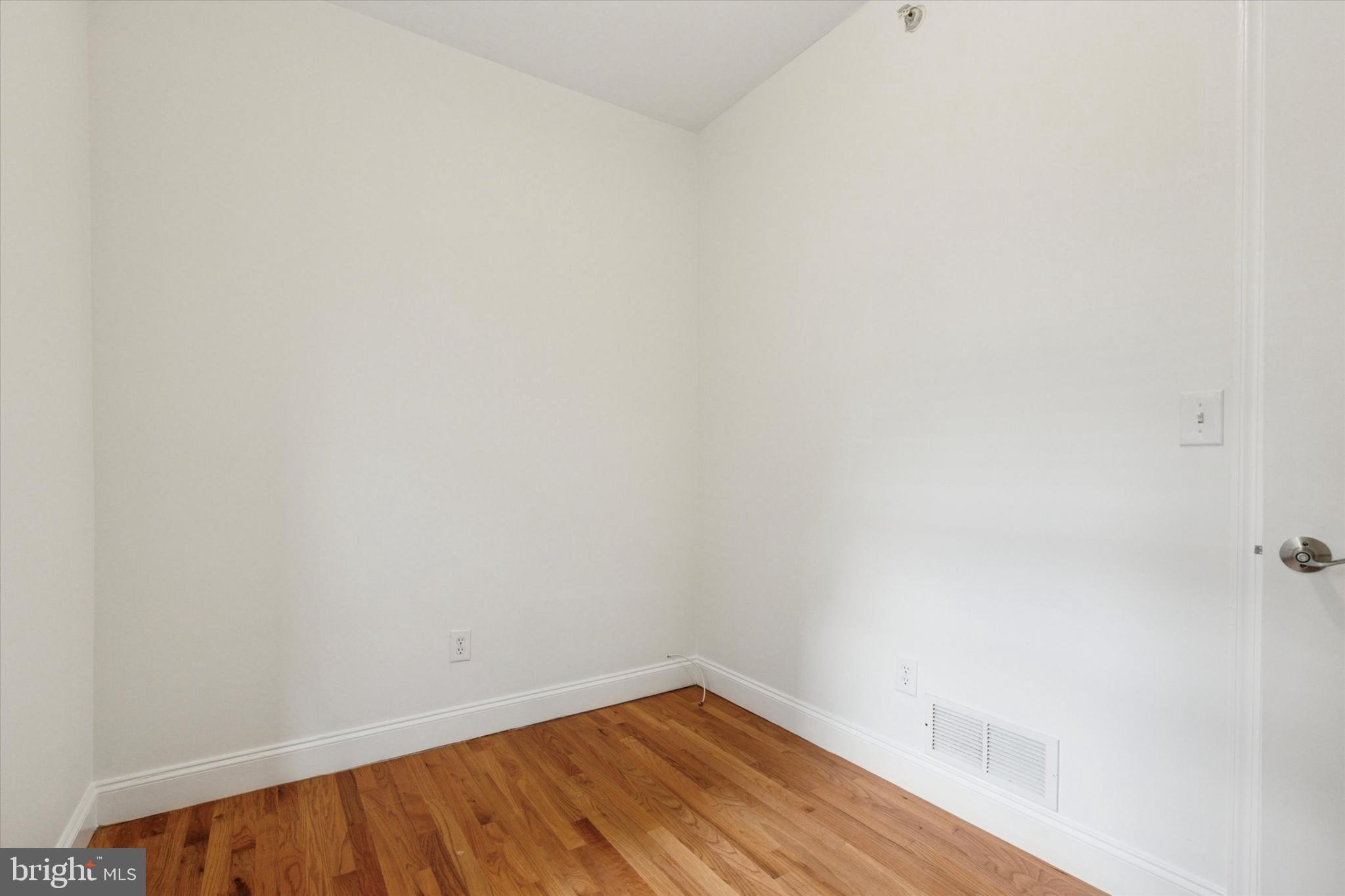 1538 CHRISTIAN STREET 2