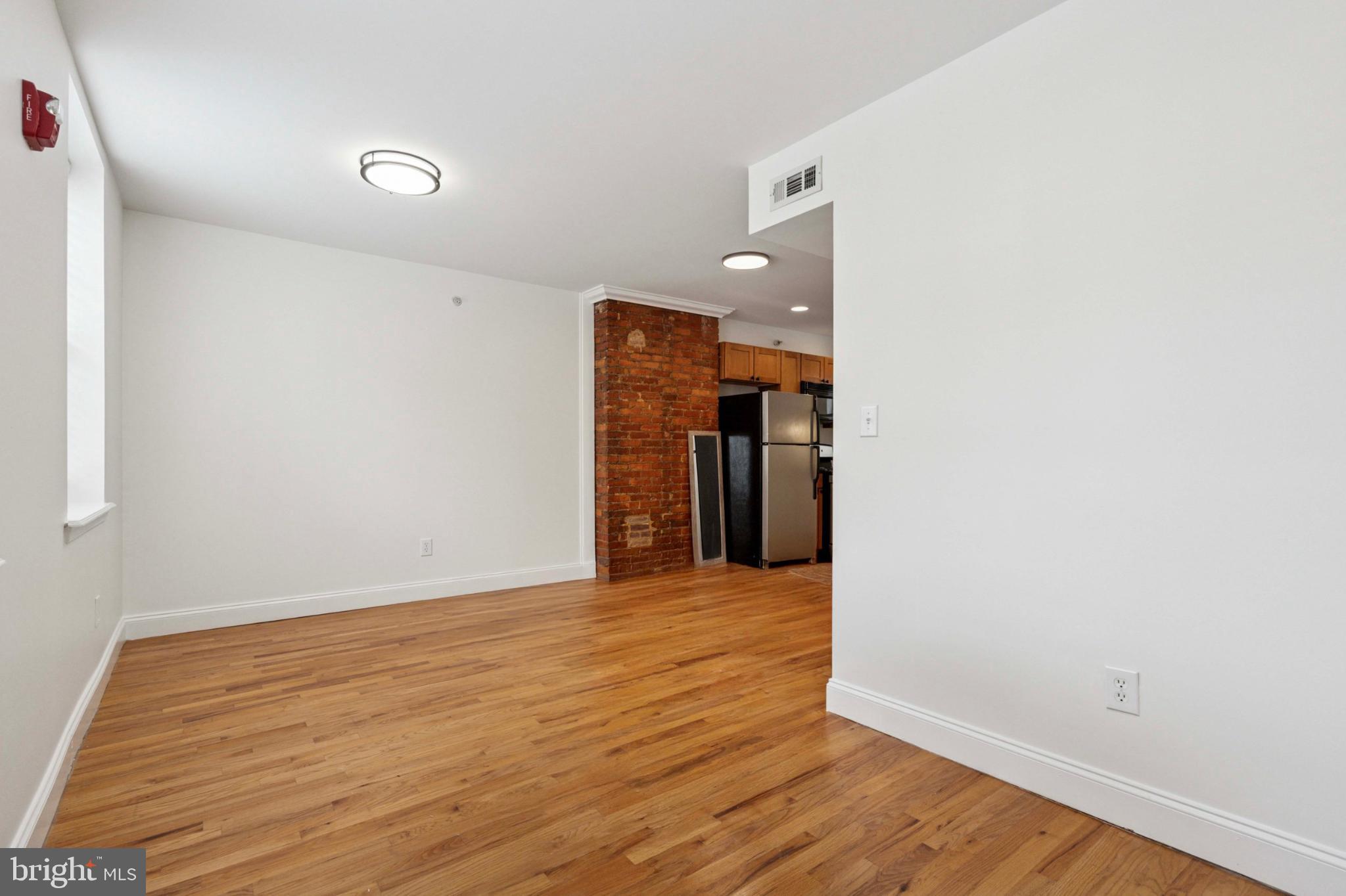 1538 CHRISTIAN STREET 2