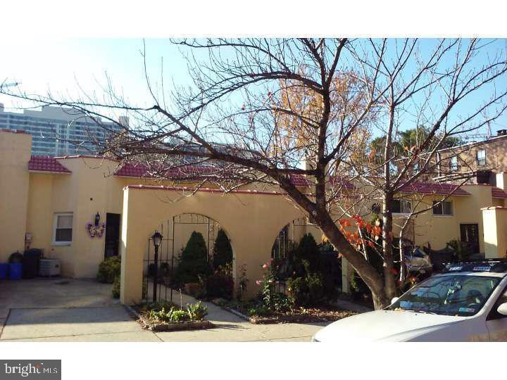 2010 GREEN ST