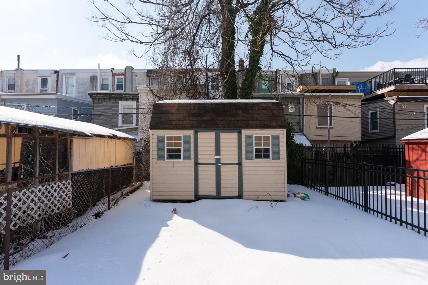 2010 GREEN ST