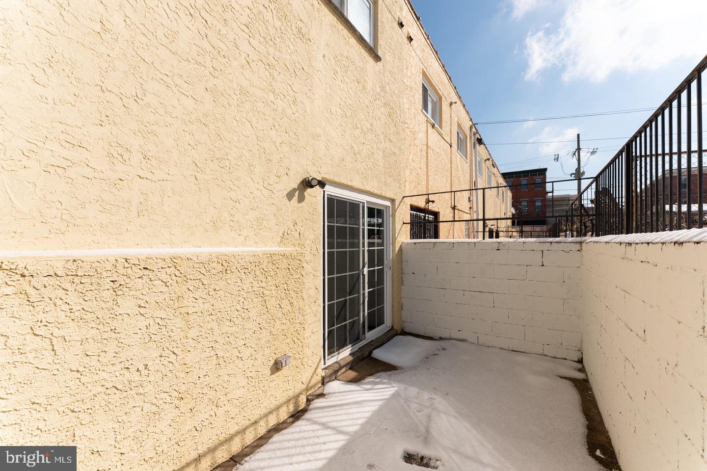 2010 GREEN ST