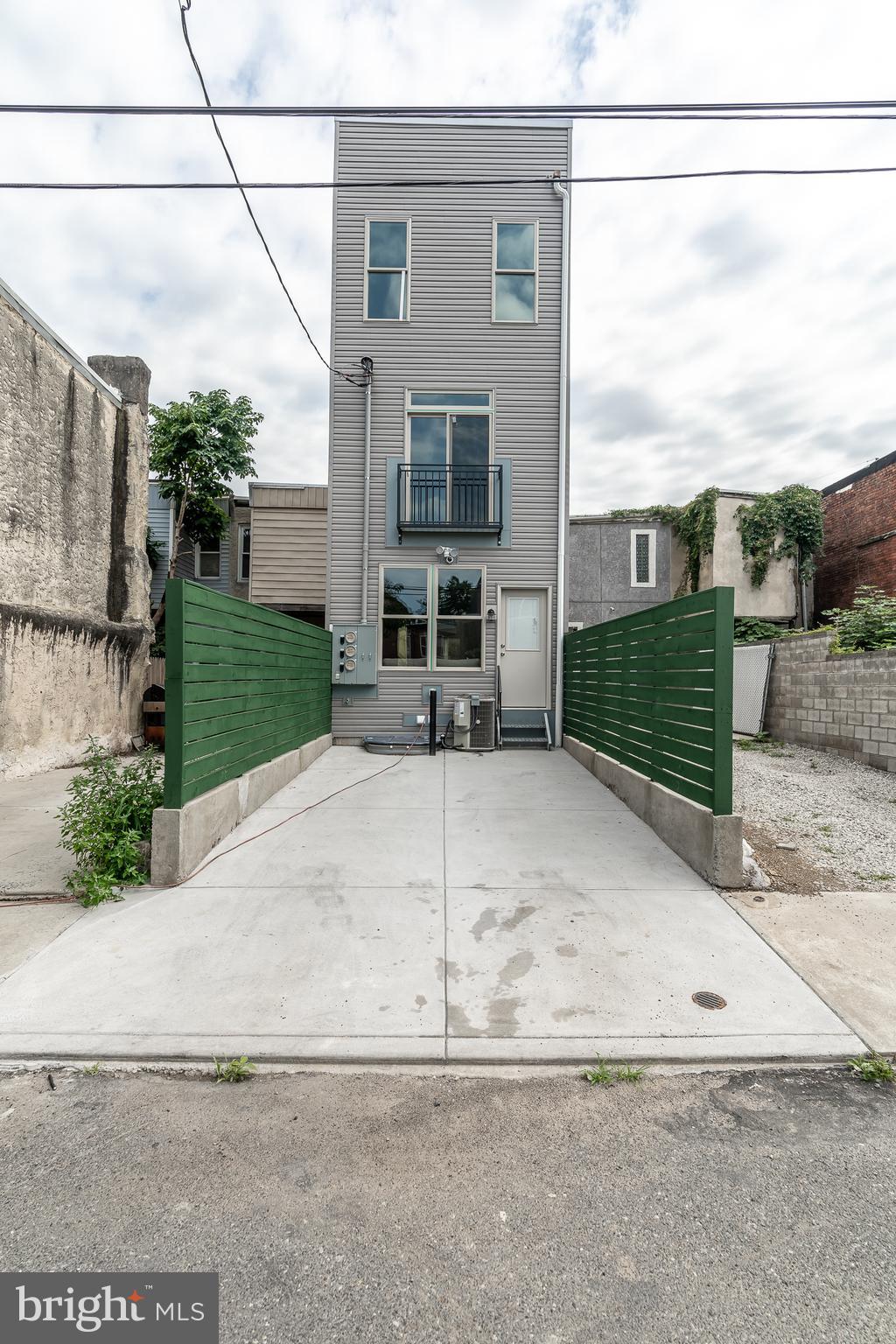 2630 ELLSWORTH ST #A