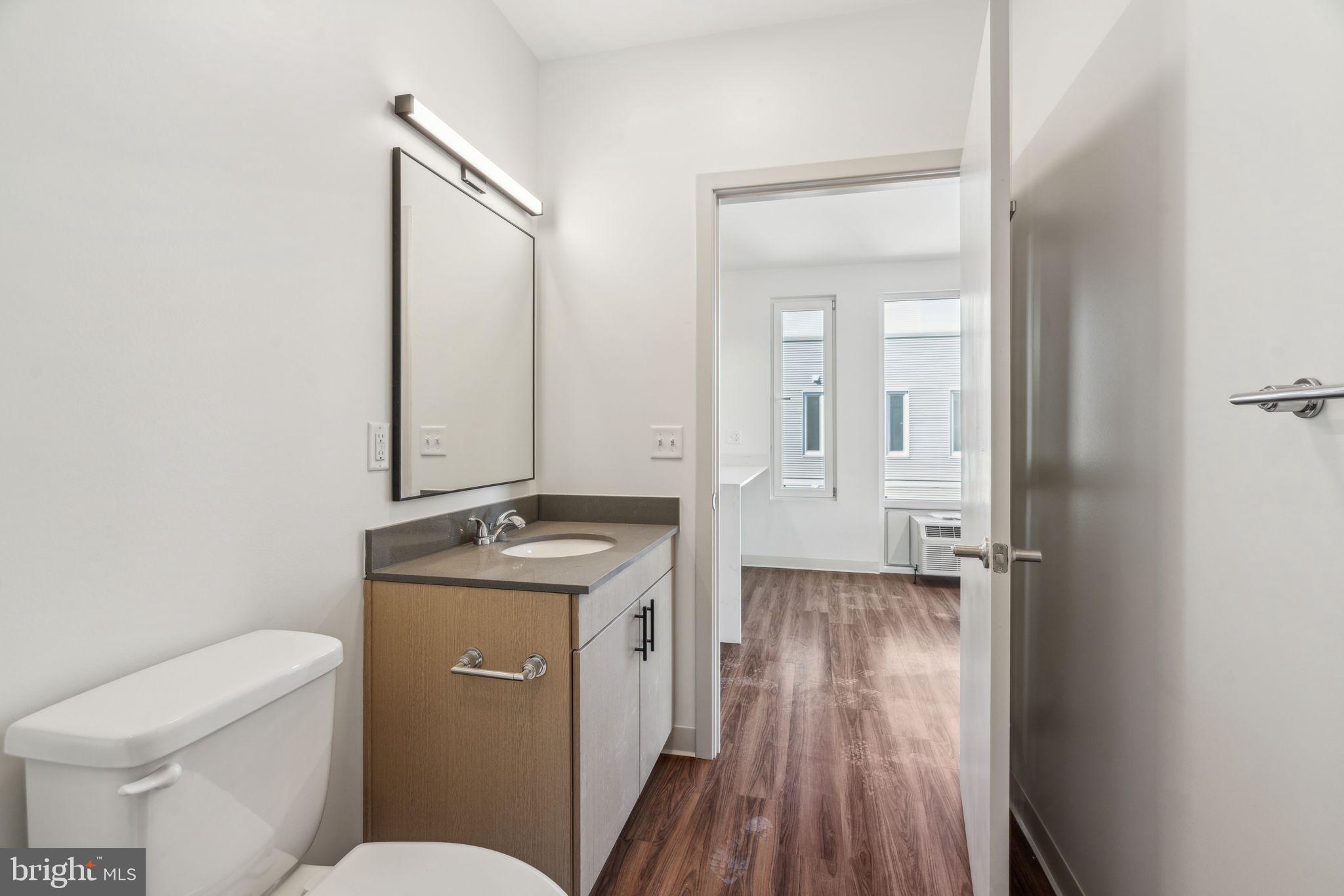 4240 CHESTNUT ST #412