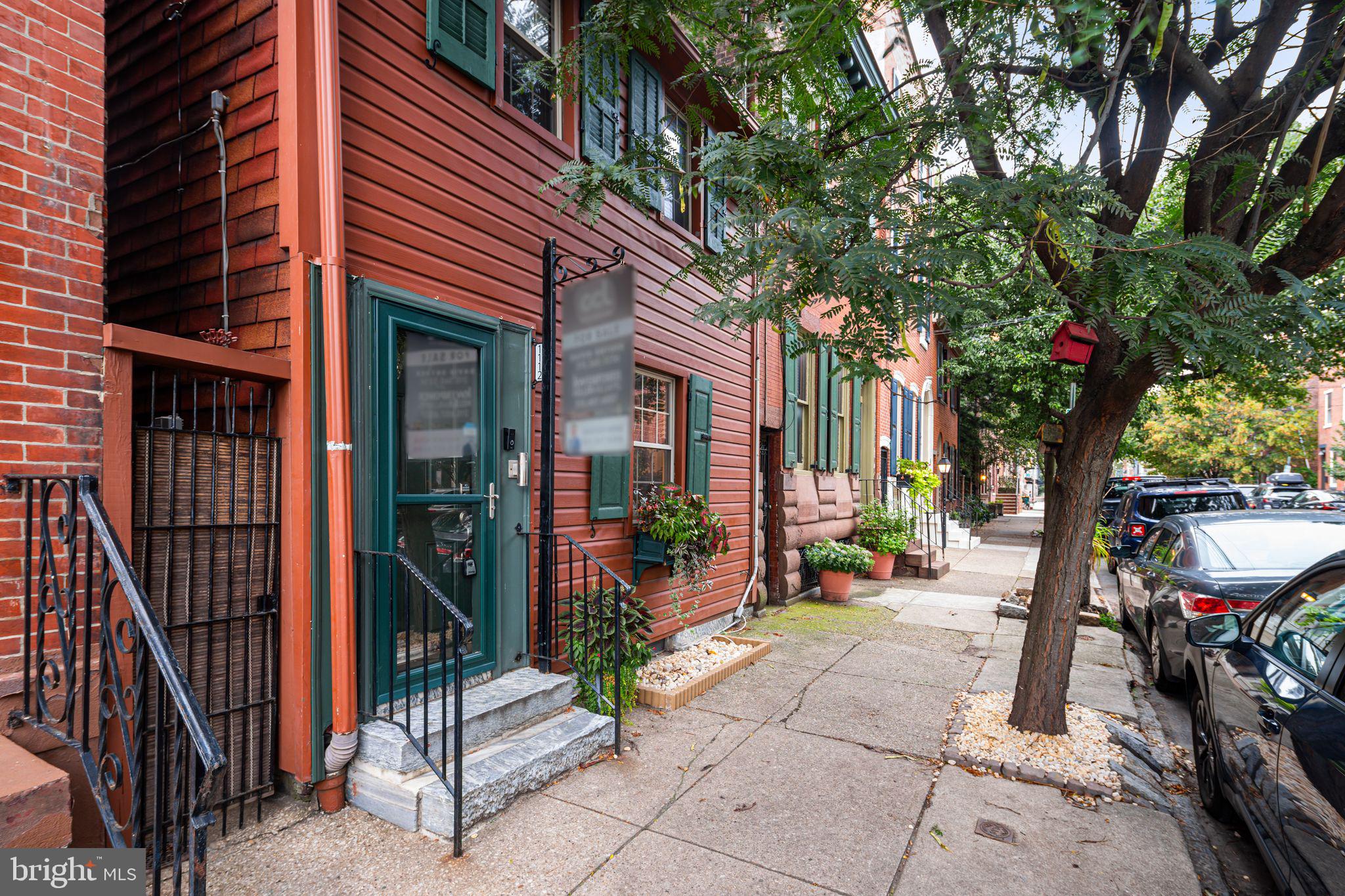 1112 Marlborough St