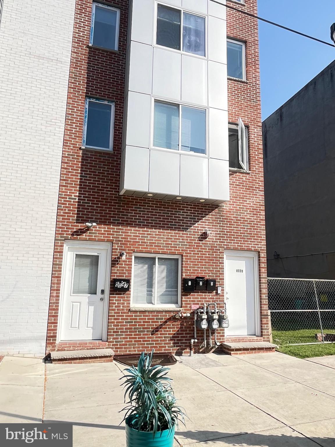 5047 Baltimore Ave #1st Flr Commercial