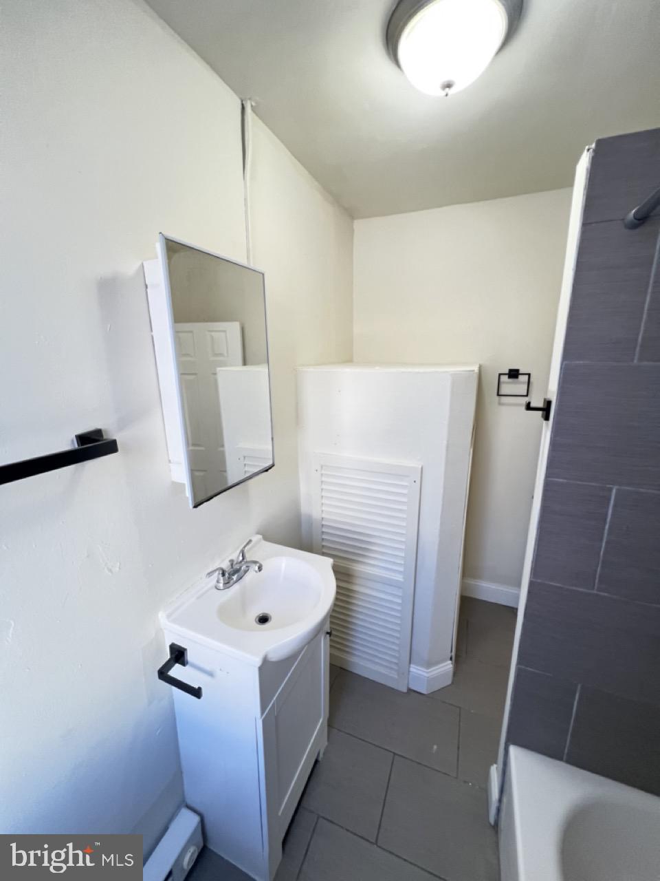 176 W MANHEIM STREET 2ND FLOOR