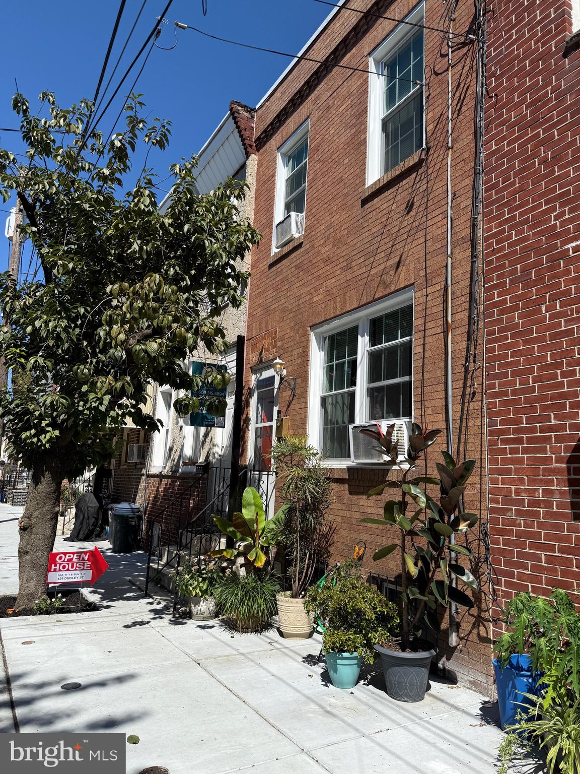 429 DUDLEY STREET