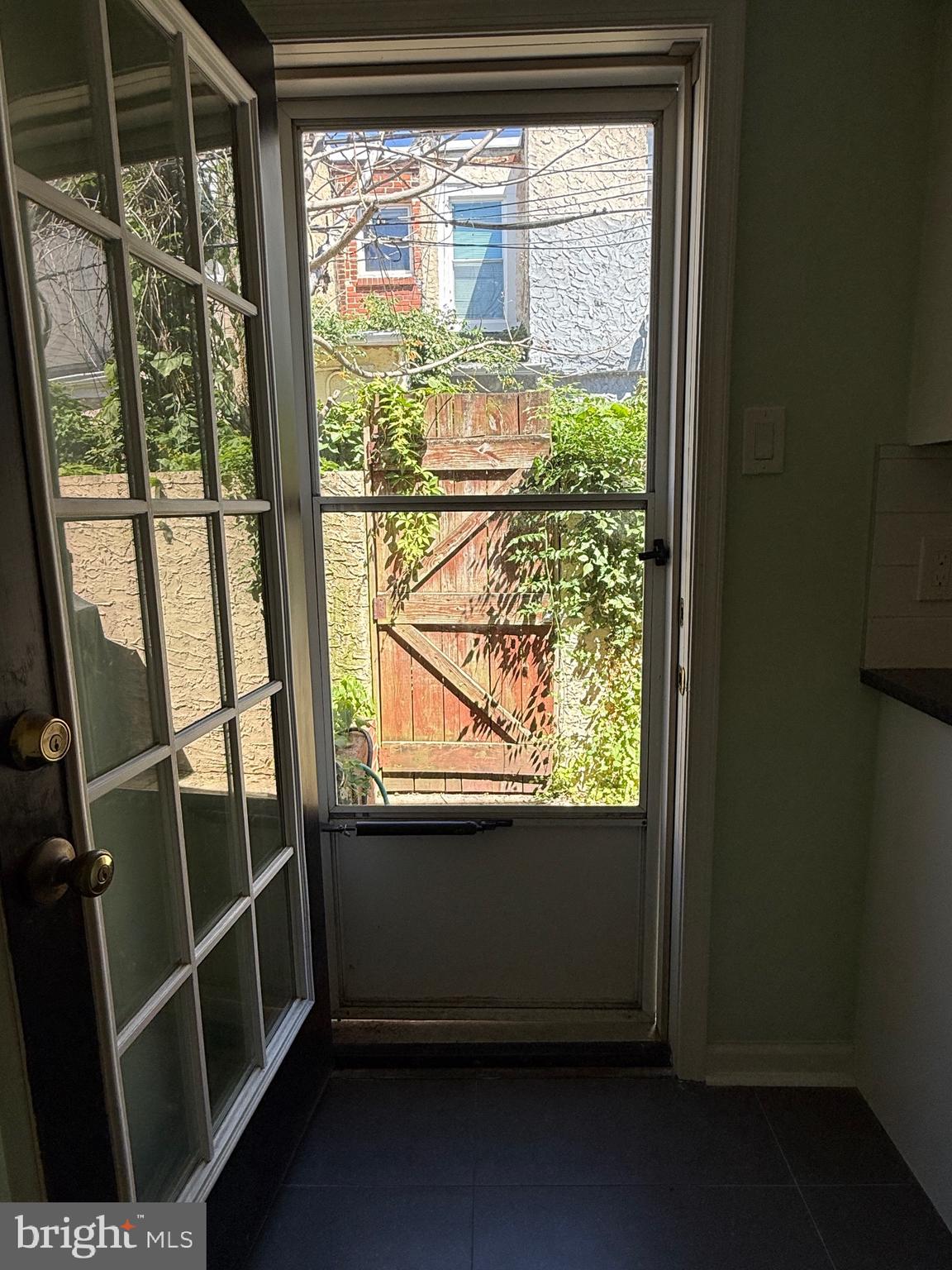 429 DUDLEY STREET