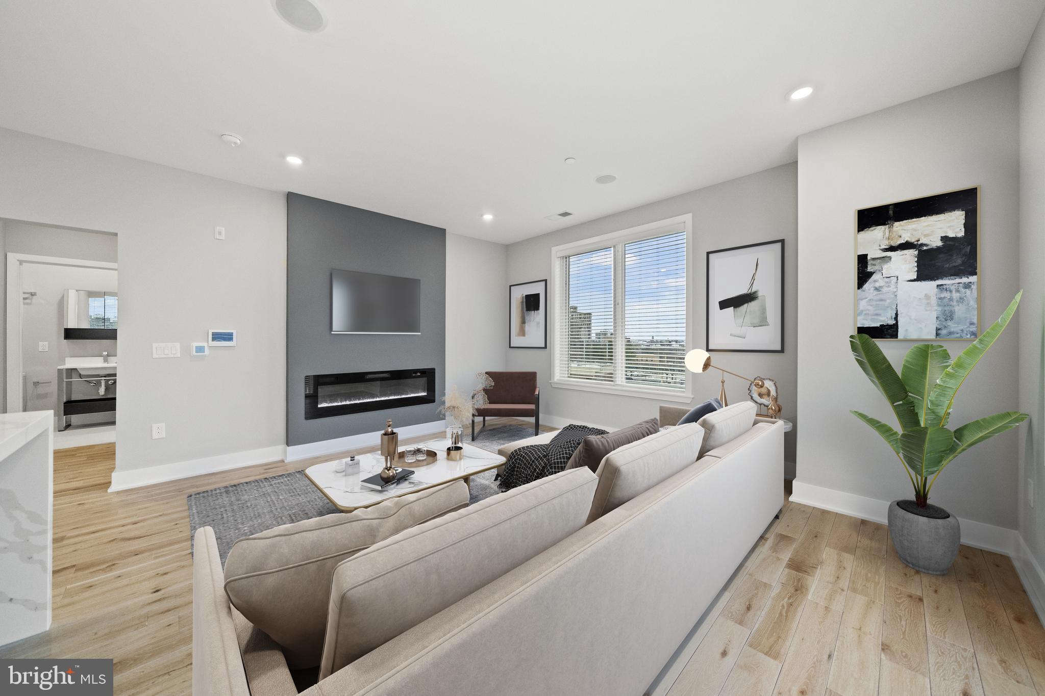 1000 W GIRARD AVENUE