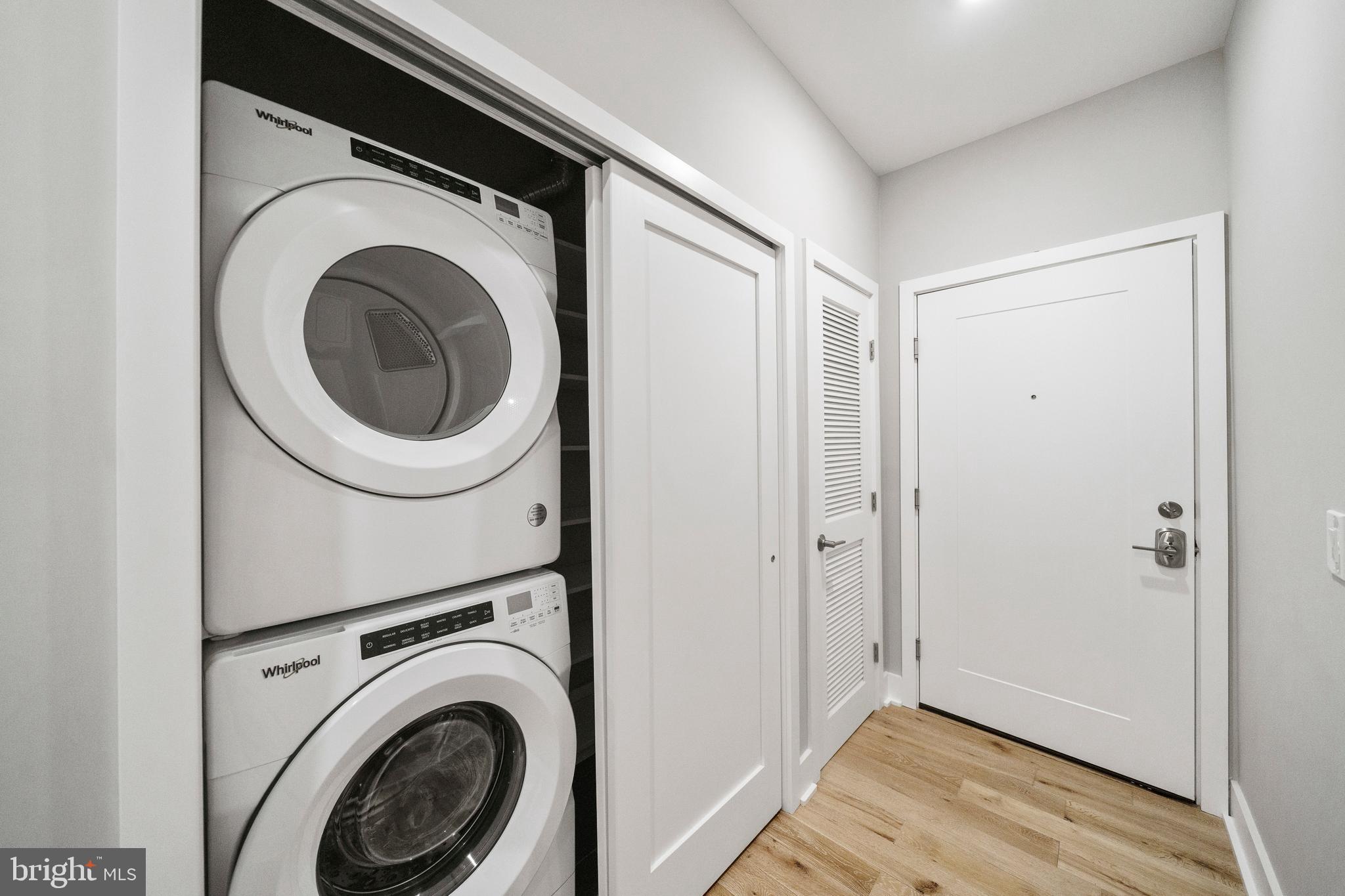 1000 W GIRARD AVENUE