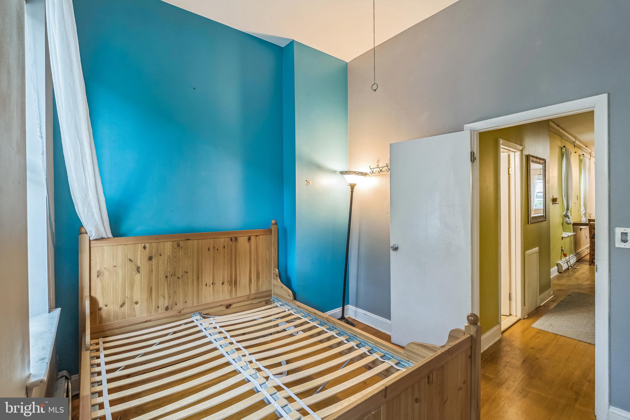 1927 CHRISTIAN STREET A