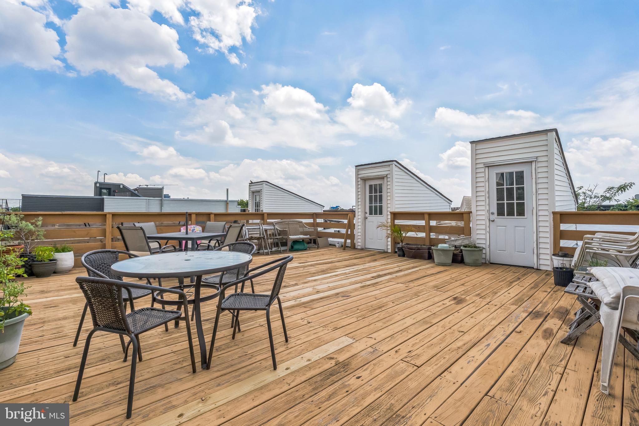 1927 CHRISTIAN STREET A