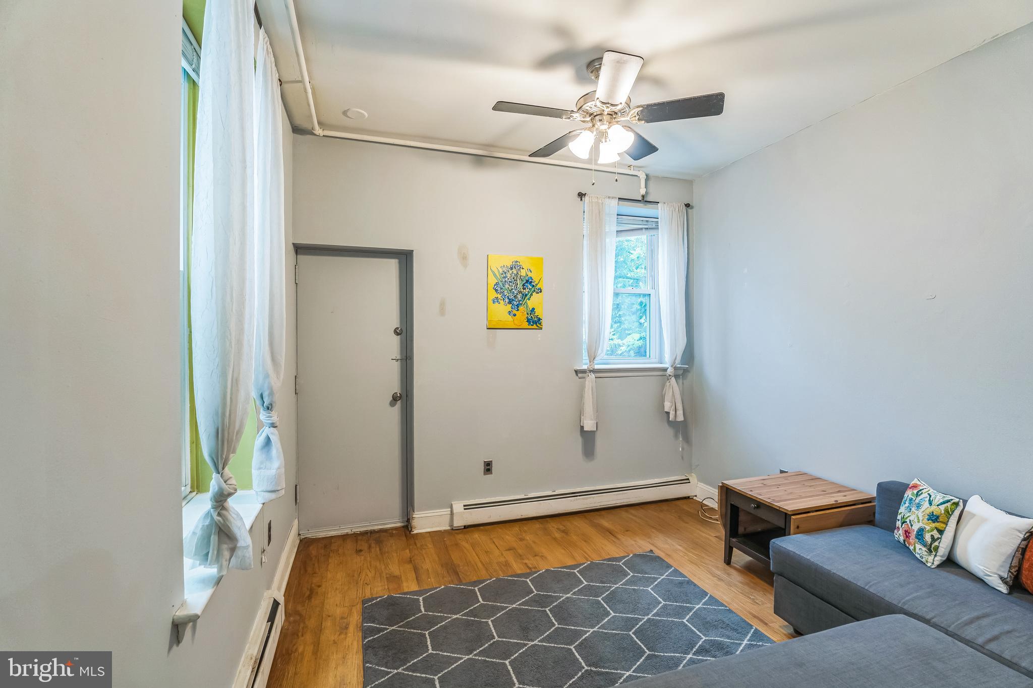 1927 CHRISTIAN STREET A