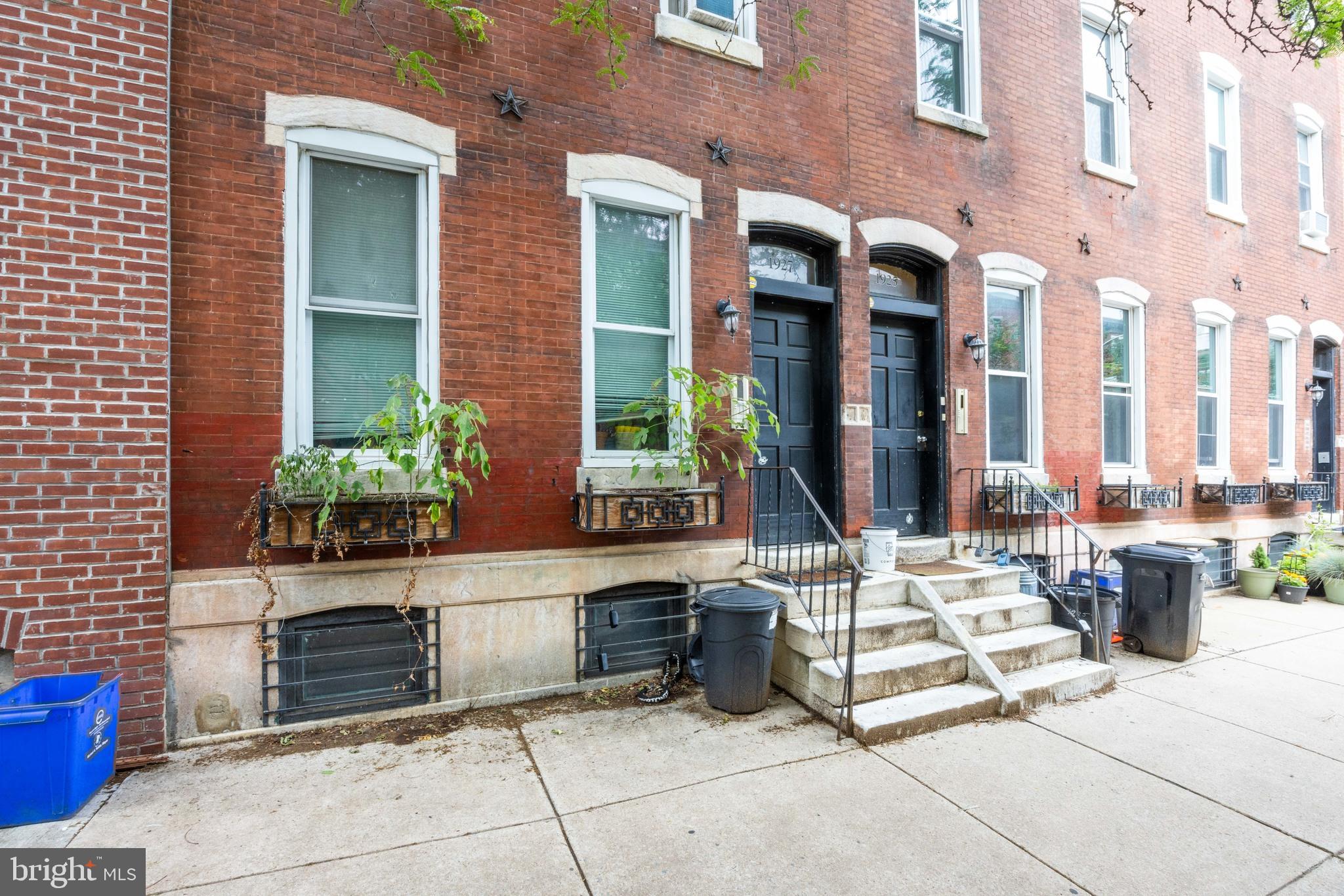 1927 CHRISTIAN STREET A