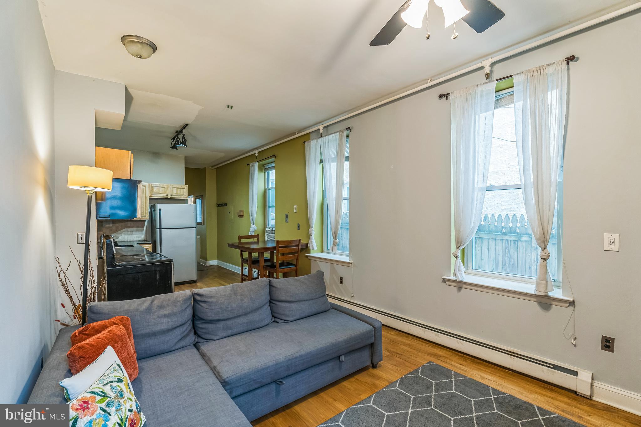 1927 CHRISTIAN STREET A