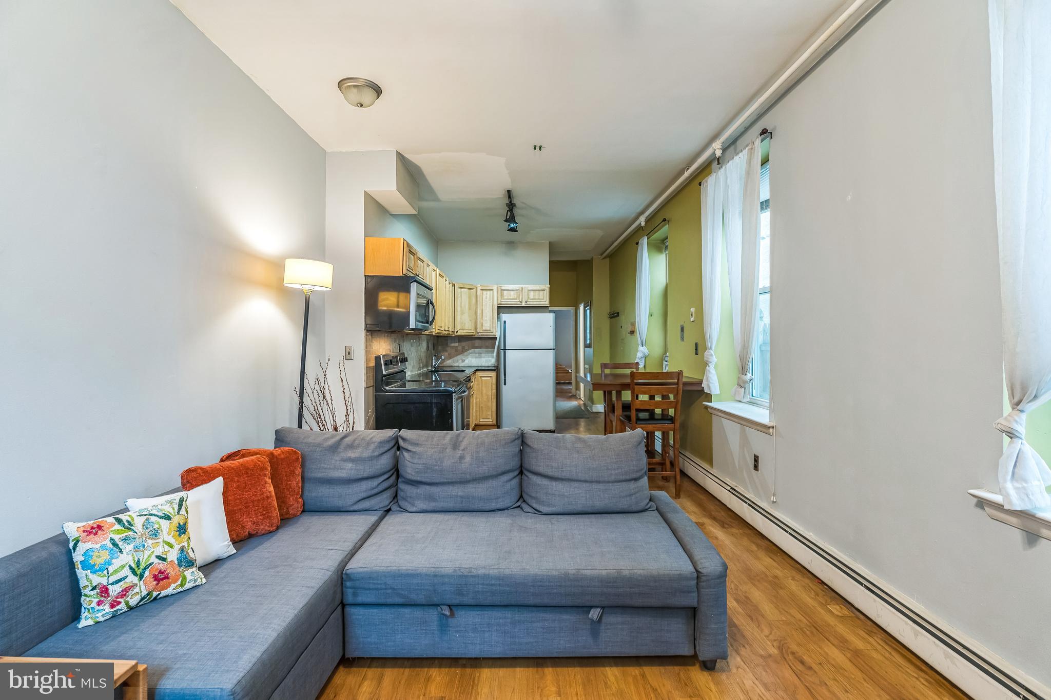 1927 CHRISTIAN STREET A