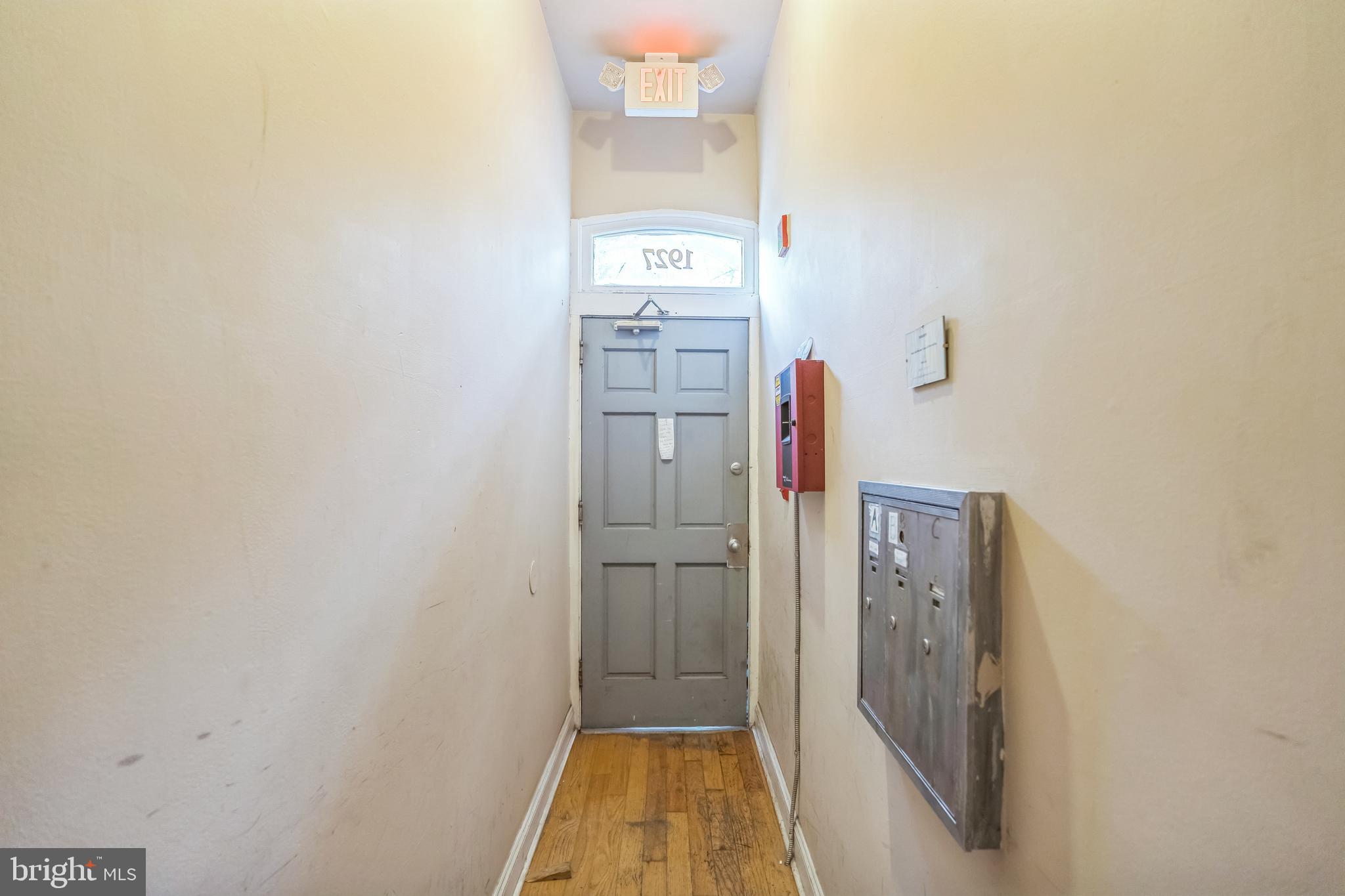 1927 CHRISTIAN STREET A