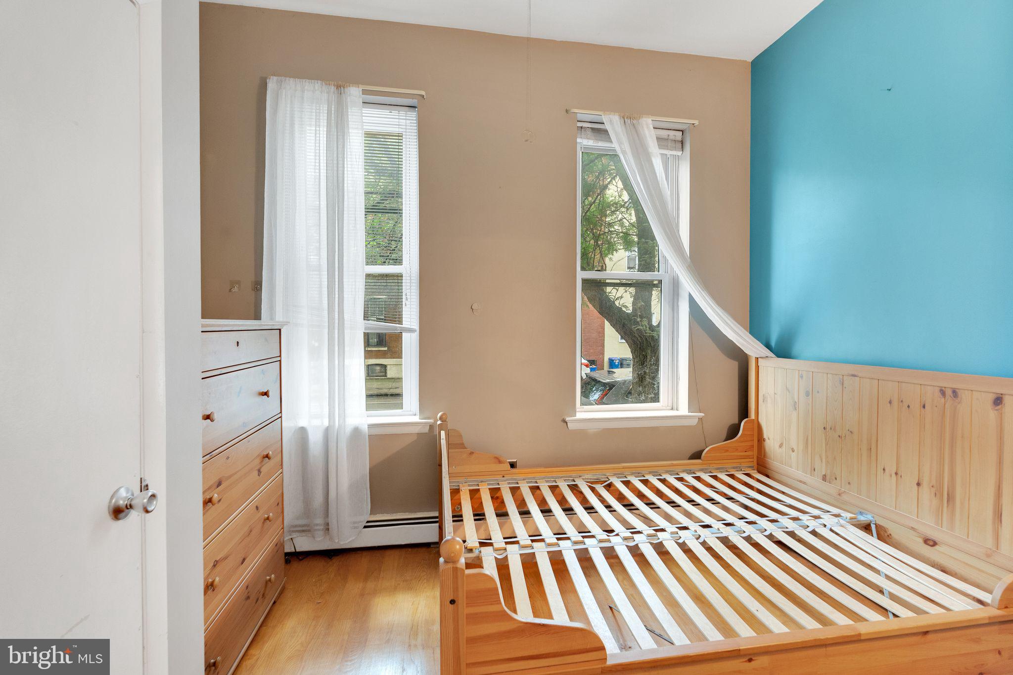 1927 CHRISTIAN STREET A