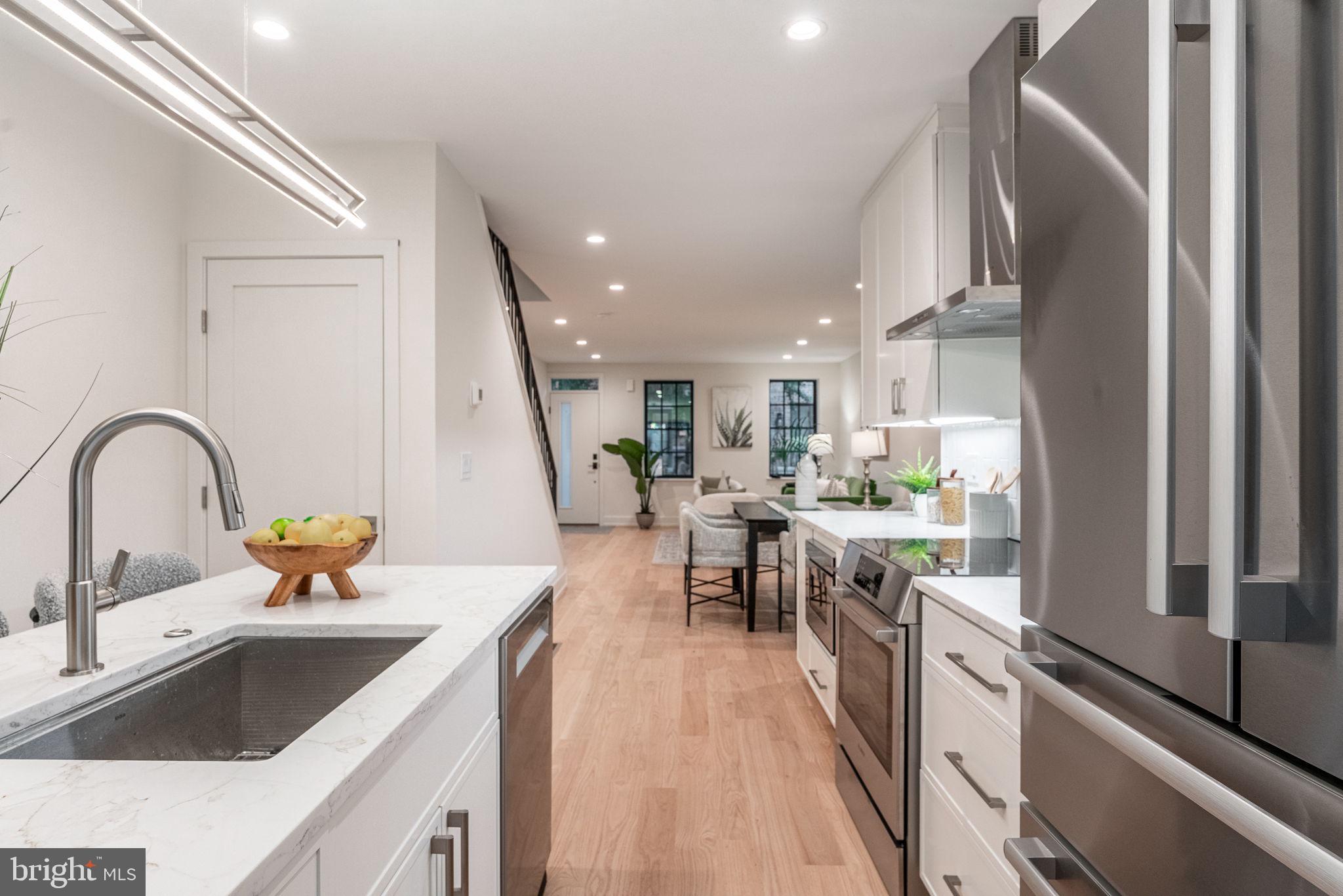 2005 SAINT ALBANS STREET