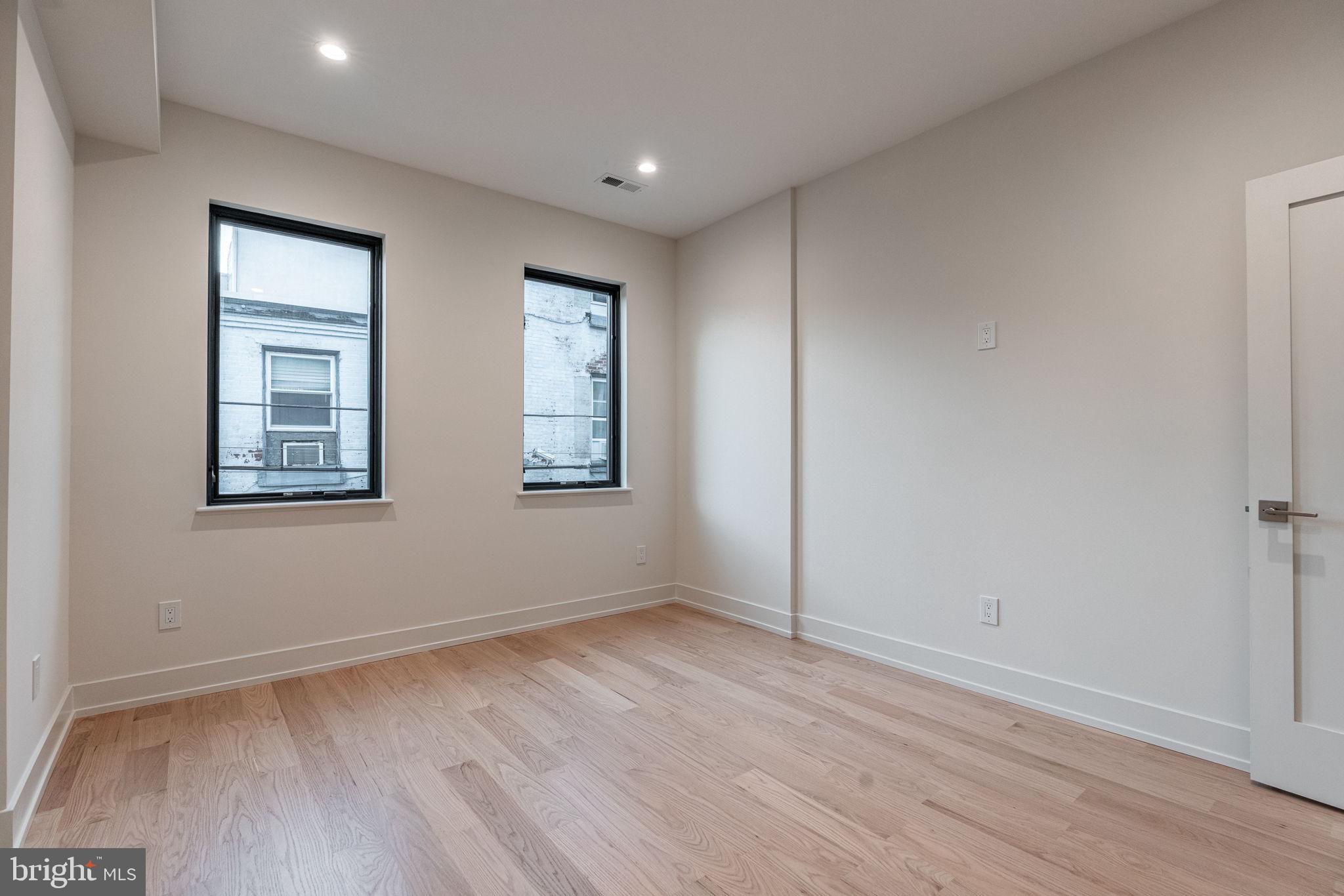 2005 SAINT ALBANS STREET