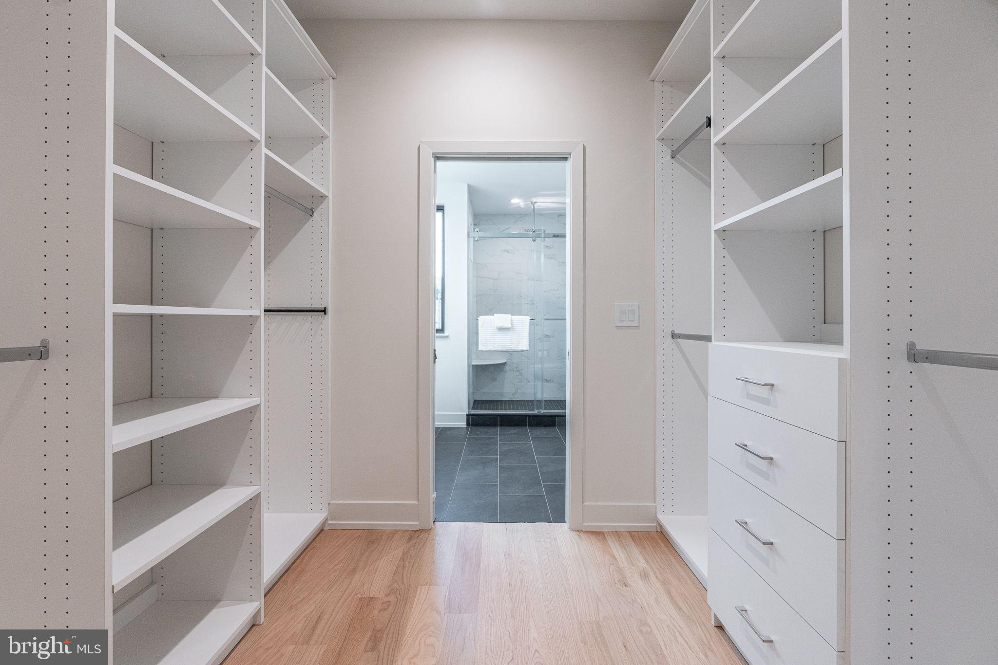 2005 SAINT ALBANS STREET