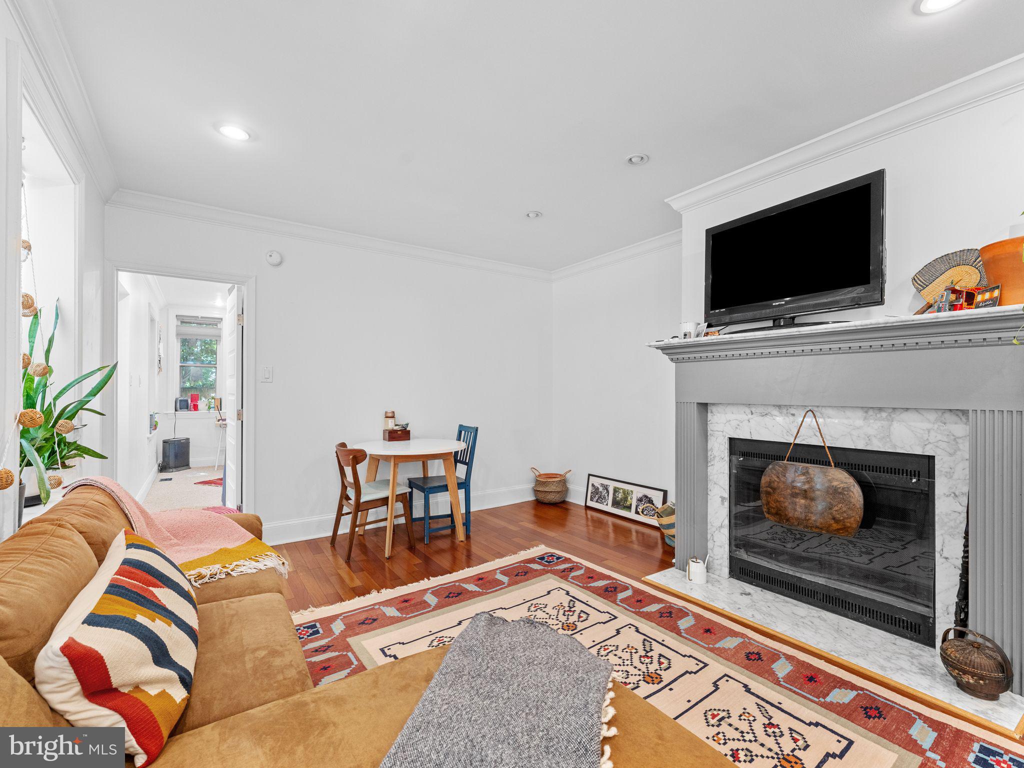 1708 WALLACE STREET 102