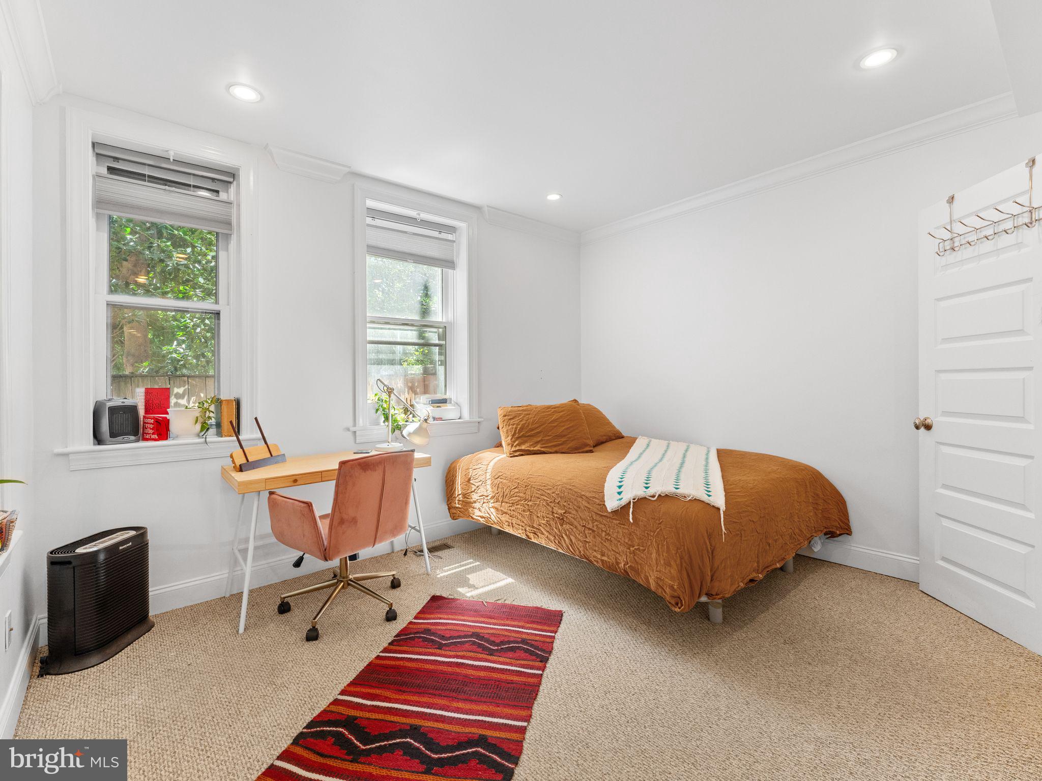 1708 WALLACE STREET 102