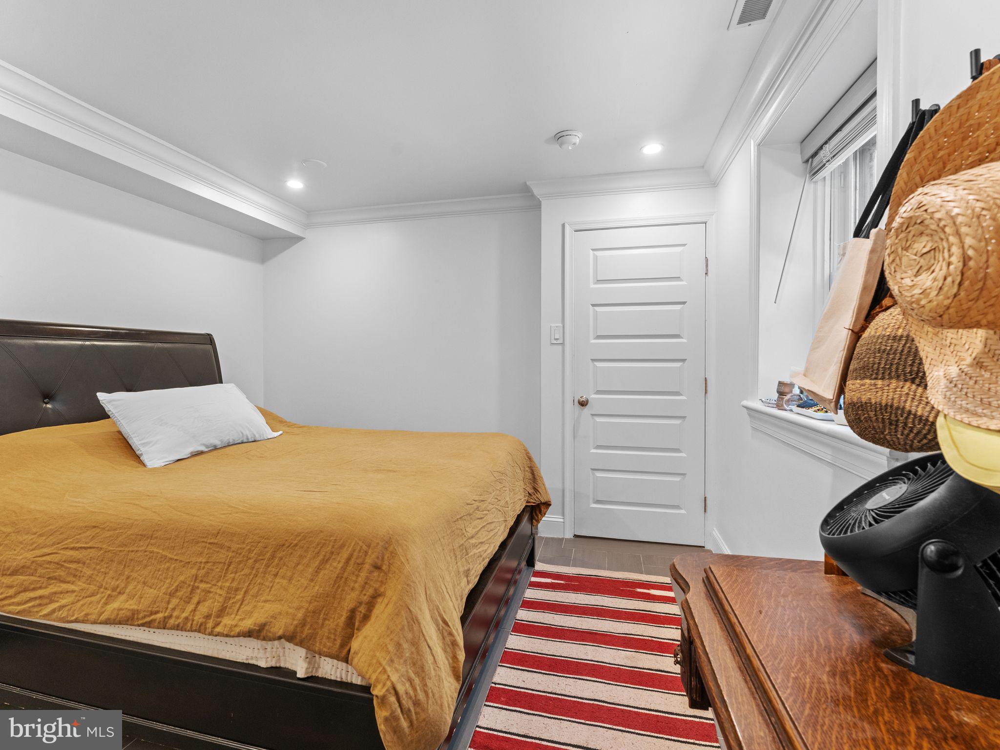 1708 WALLACE STREET 102