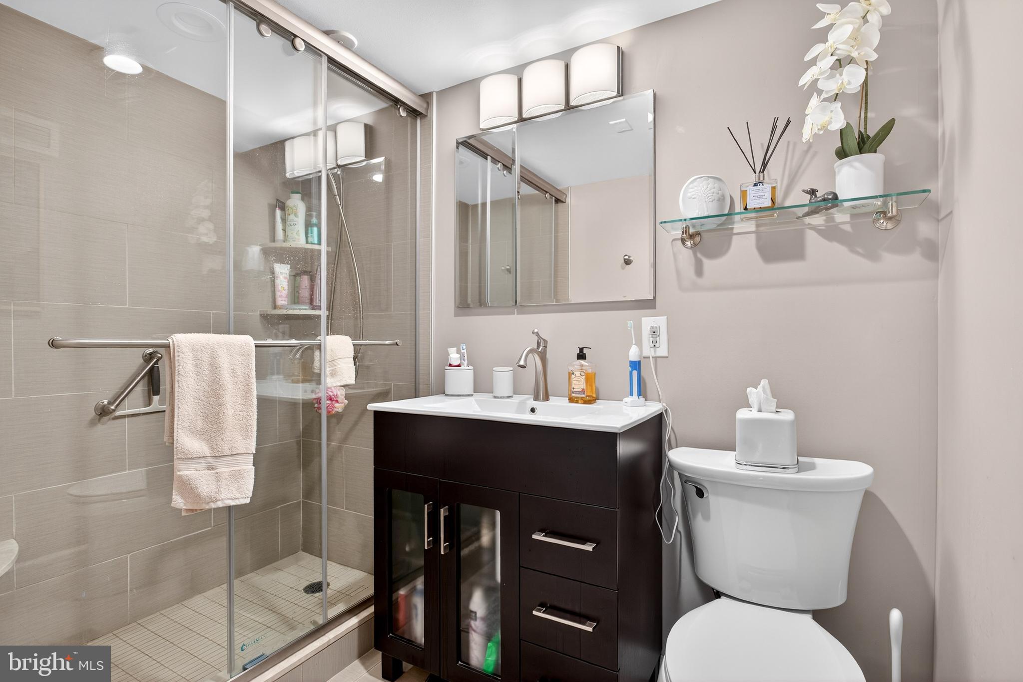 2401 PENNSYLVANIA AVENUE 00 16B29