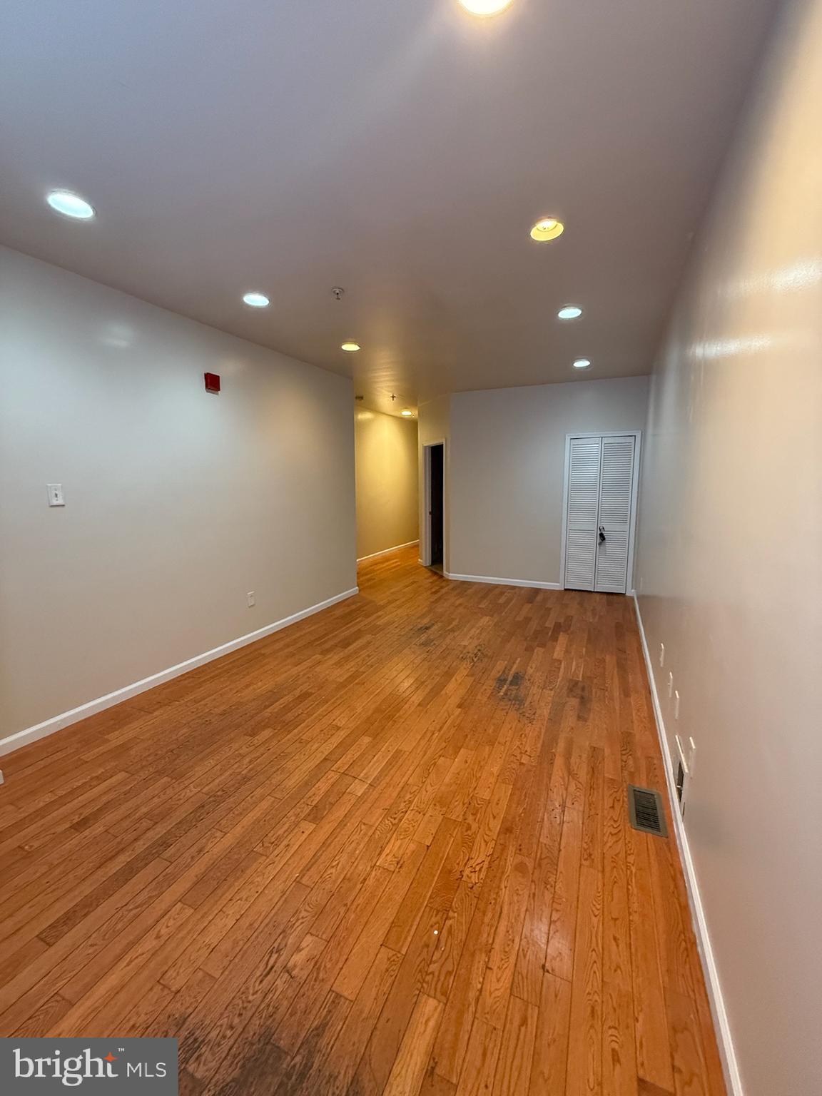 2125 N 15TH STREET 1ST FLR