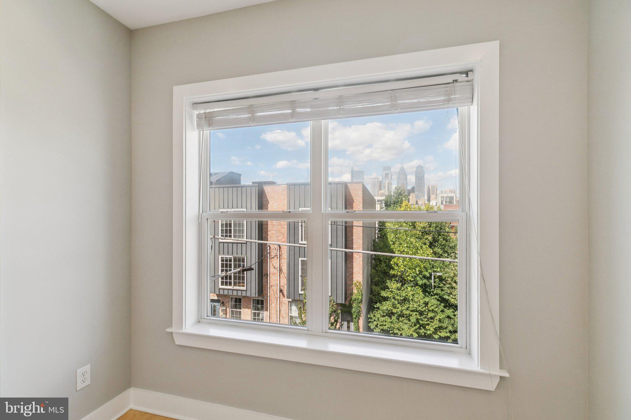 1702 CARPENTER STREET