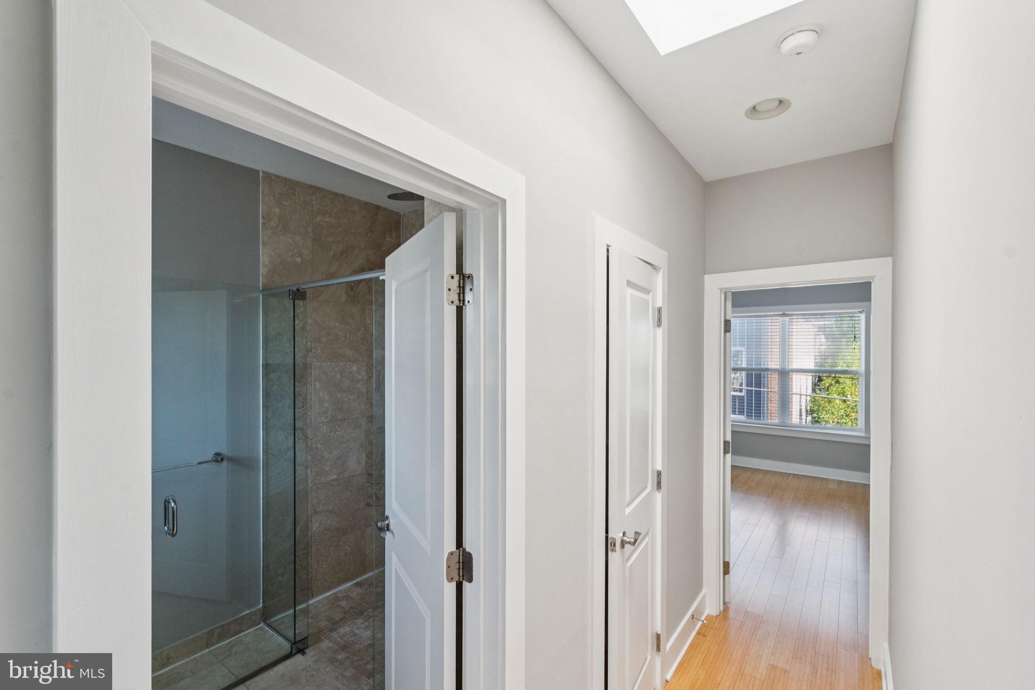 1702 CARPENTER STREET