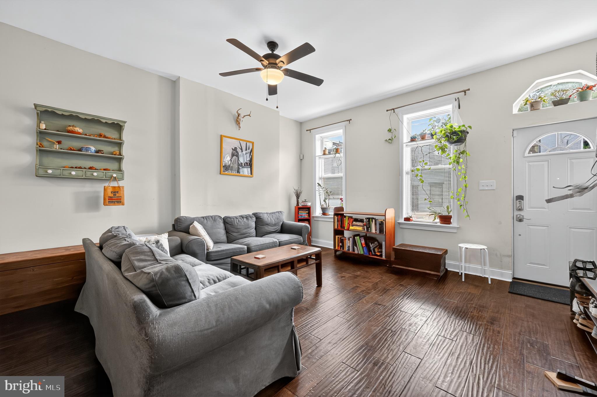 2211 N HOWARD STREET