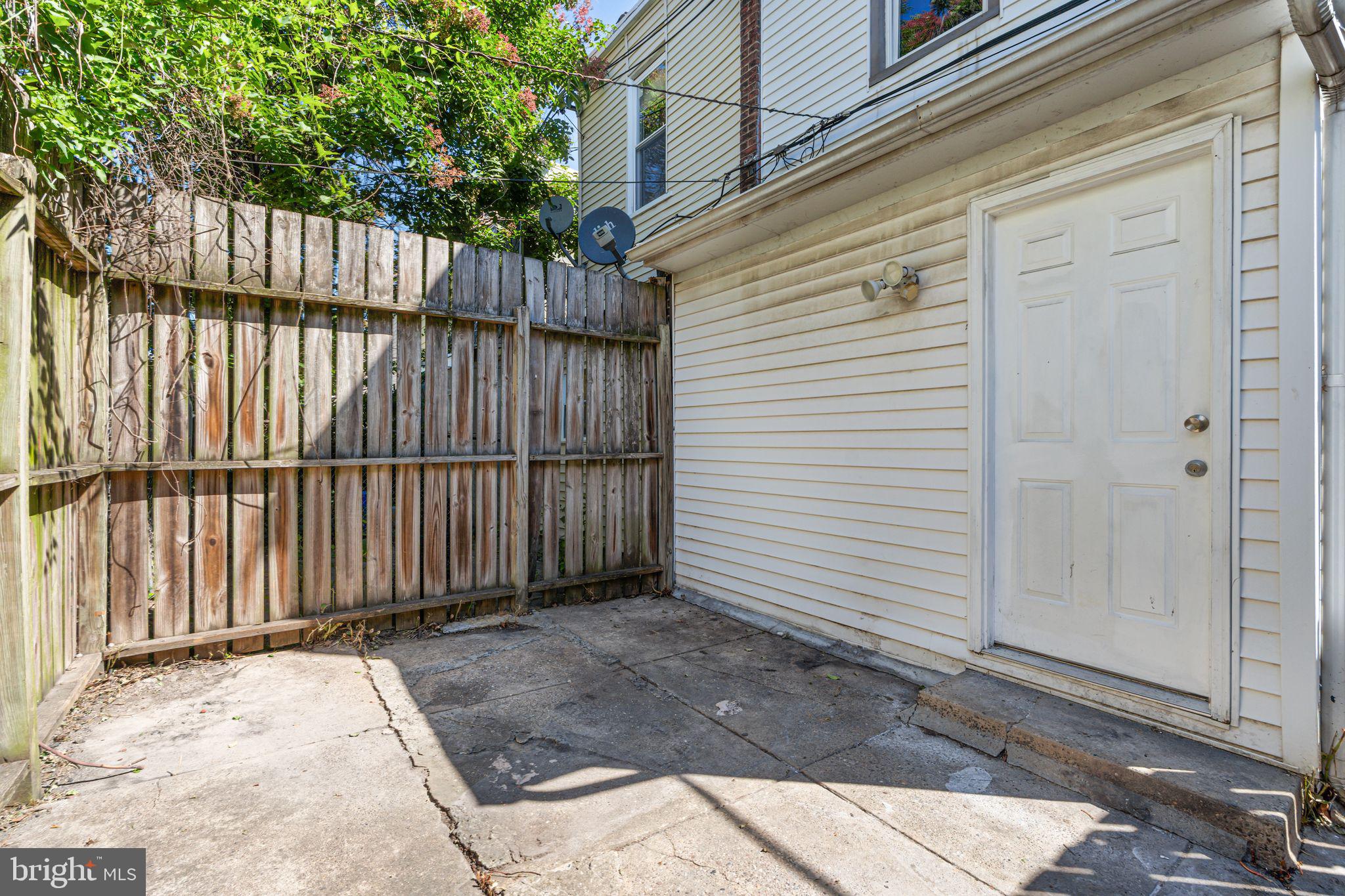 444 N WILTON STREET