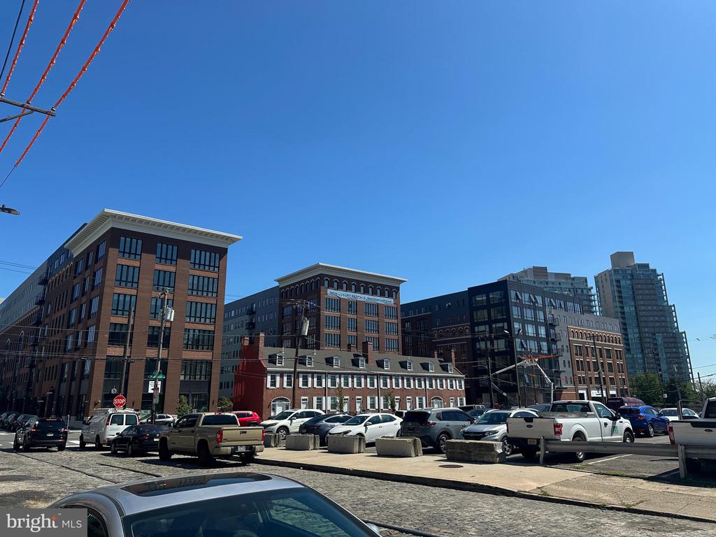 614 FRONT STREET N