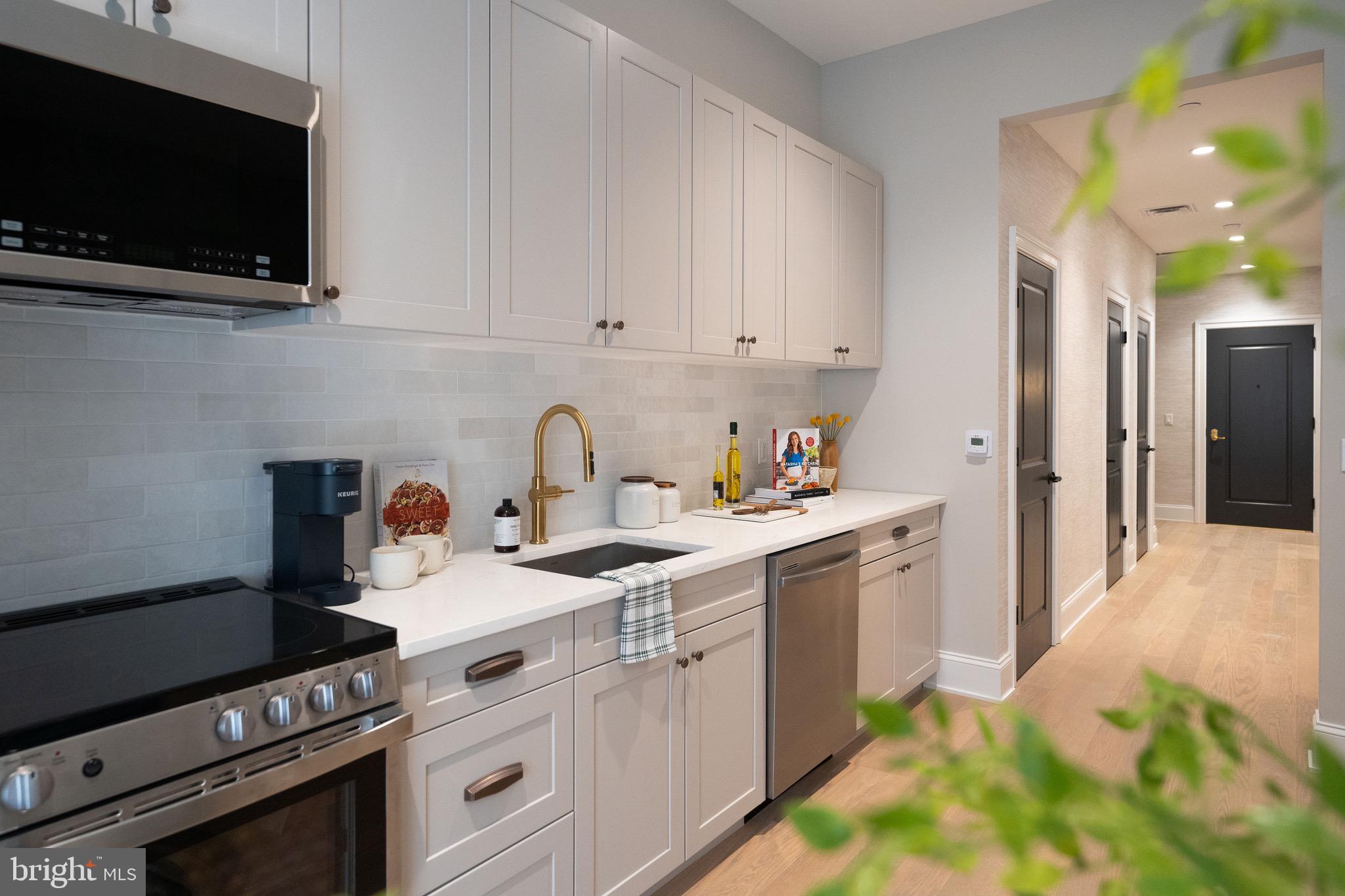 200 S BROAD STREET 314