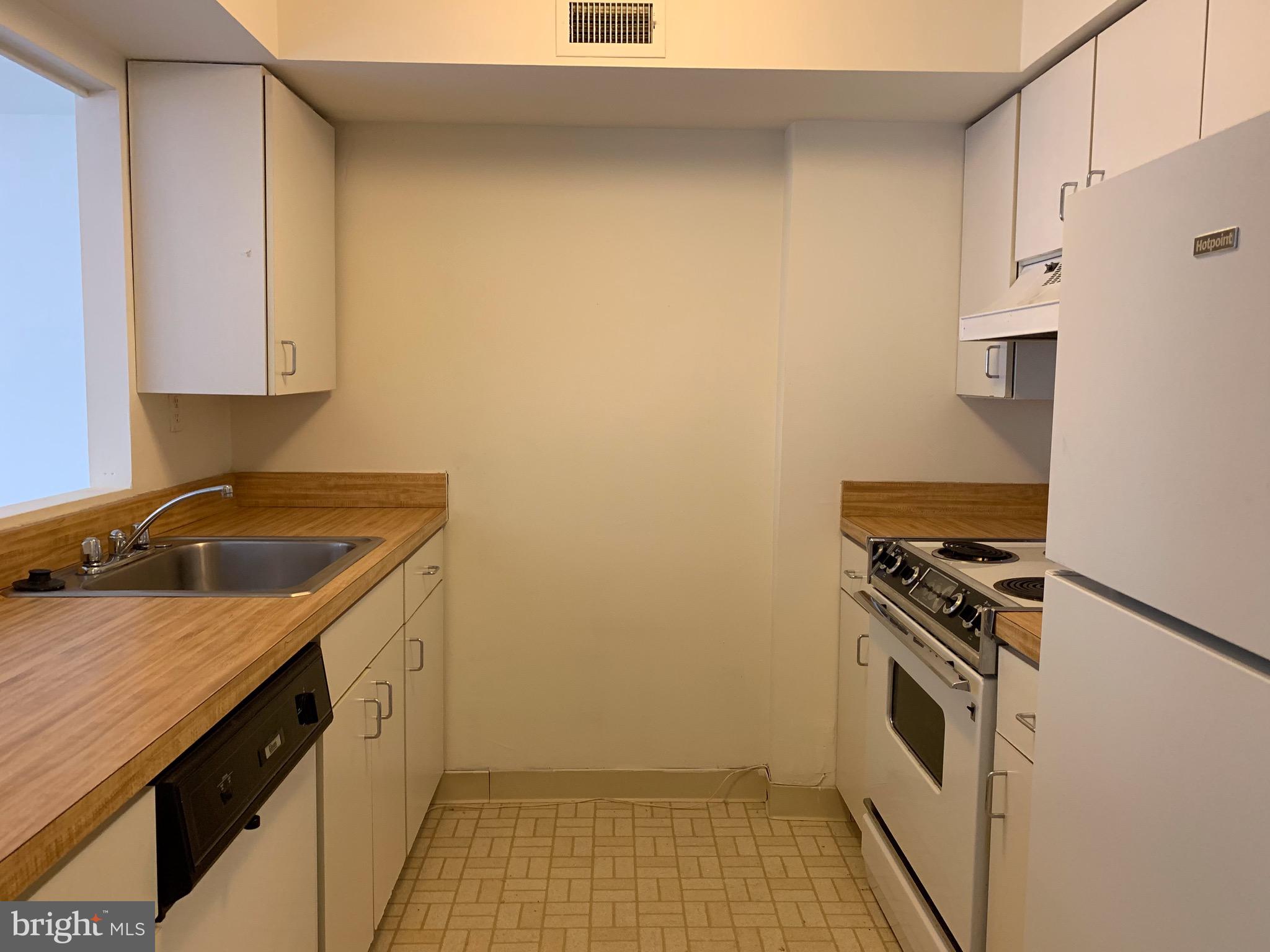 1205 LOCUST STREET 3F