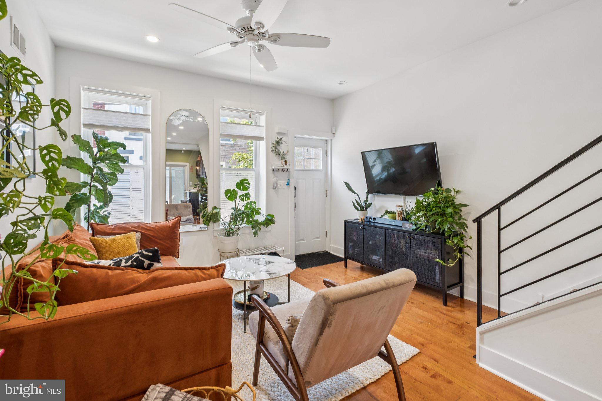 1723 S DORRANCE STREET