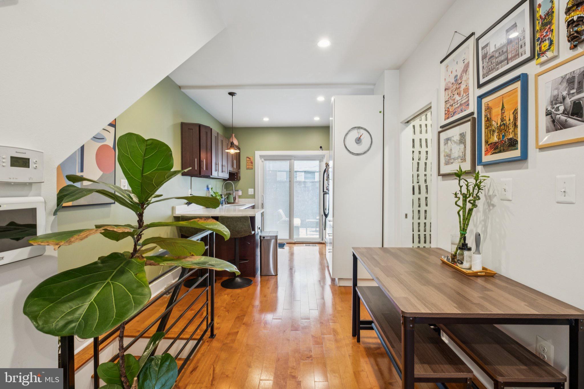 1723 S DORRANCE STREET