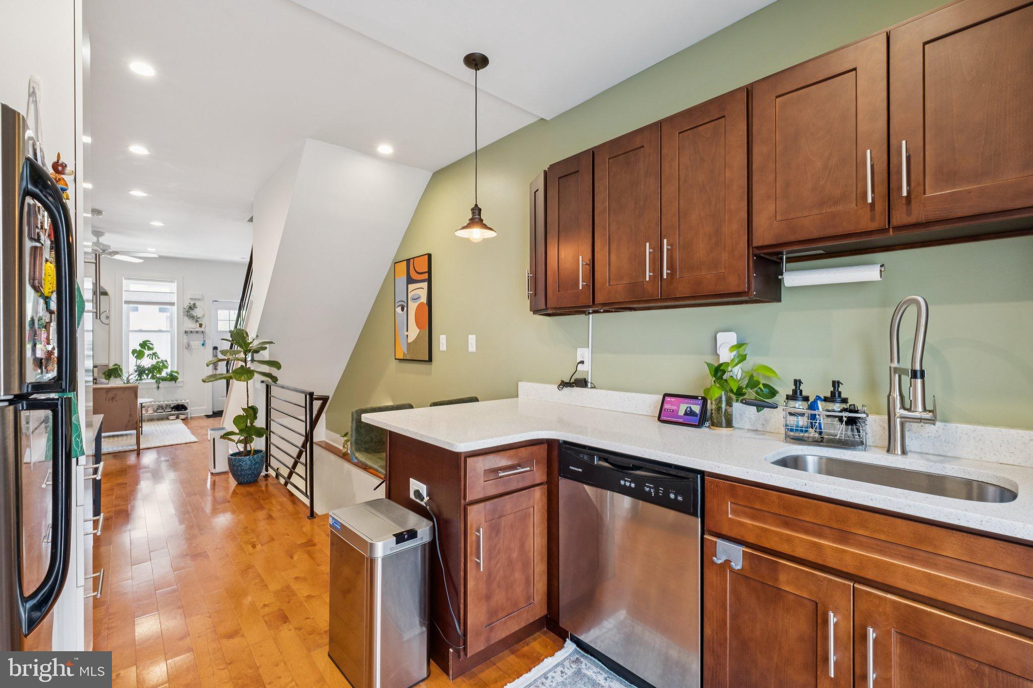 1723 S DORRANCE STREET