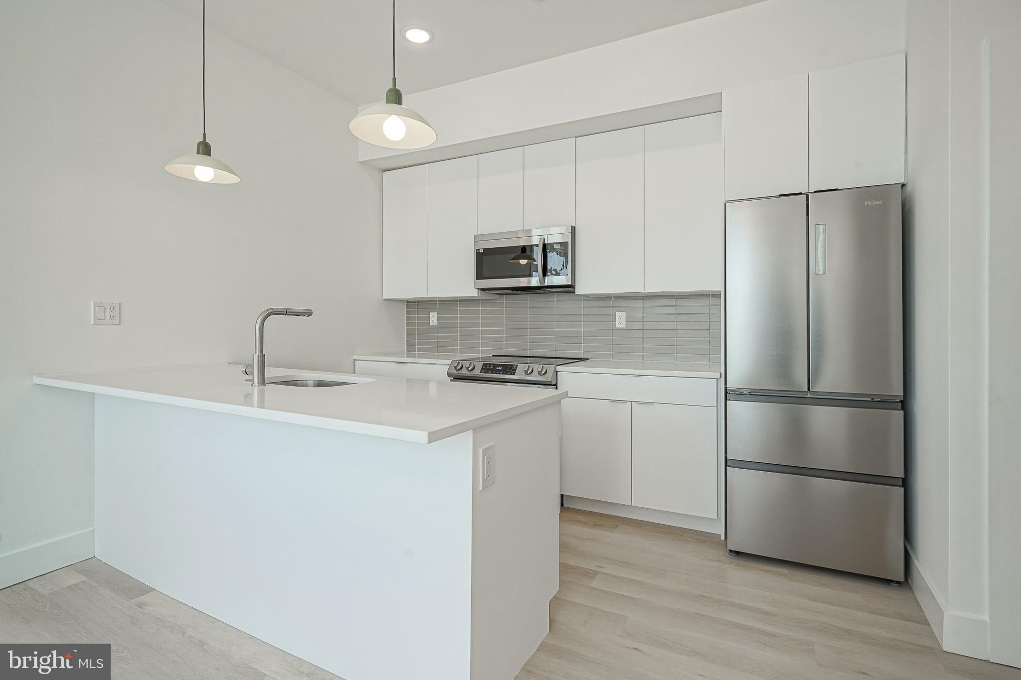 2654 CORAL STREET 302
