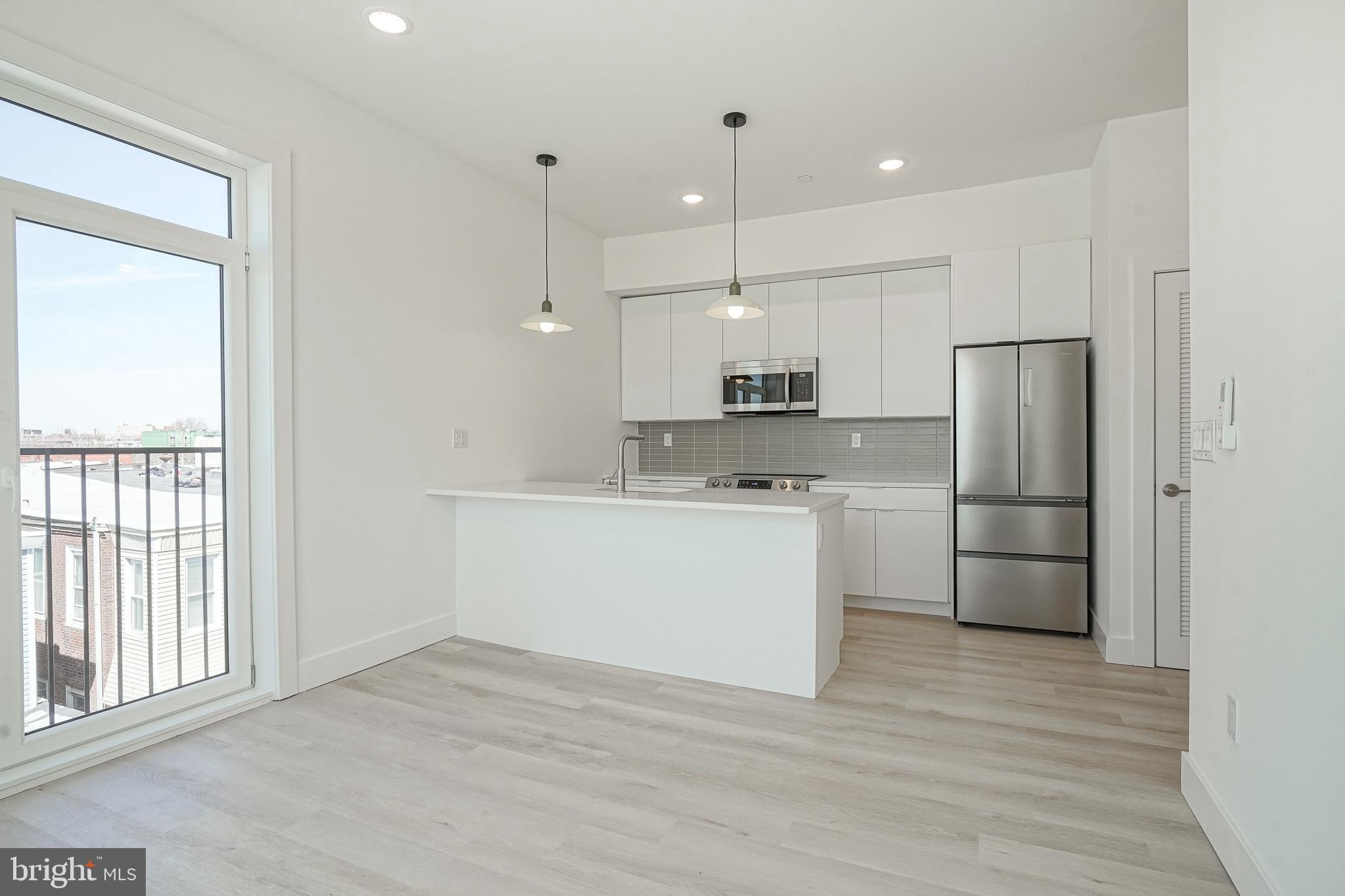 2654 CORAL STREET 302