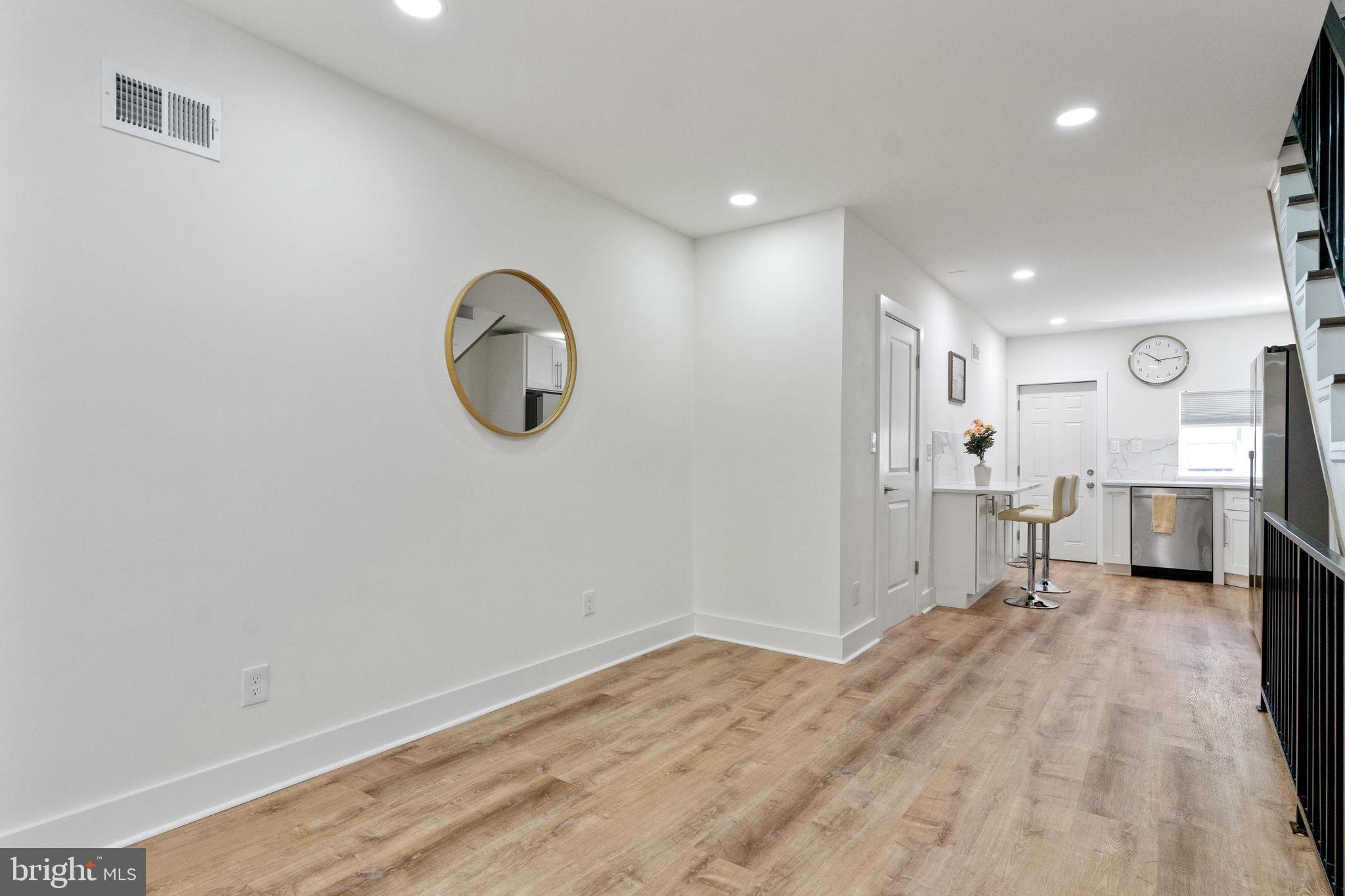 2329 S BUCKNELL STREET