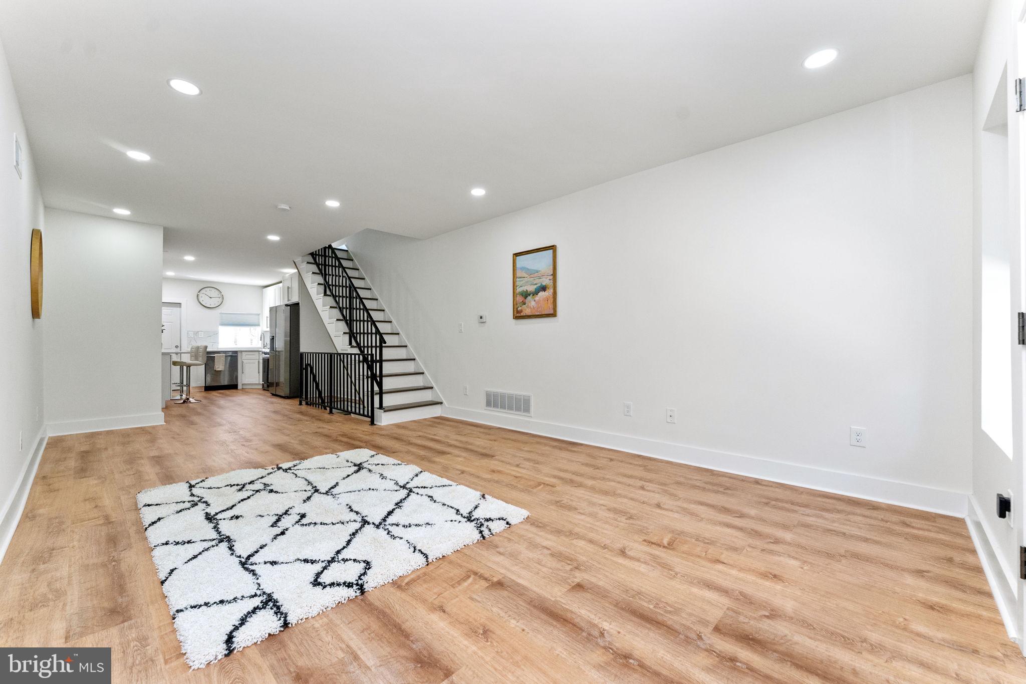 2329 S BUCKNELL STREET